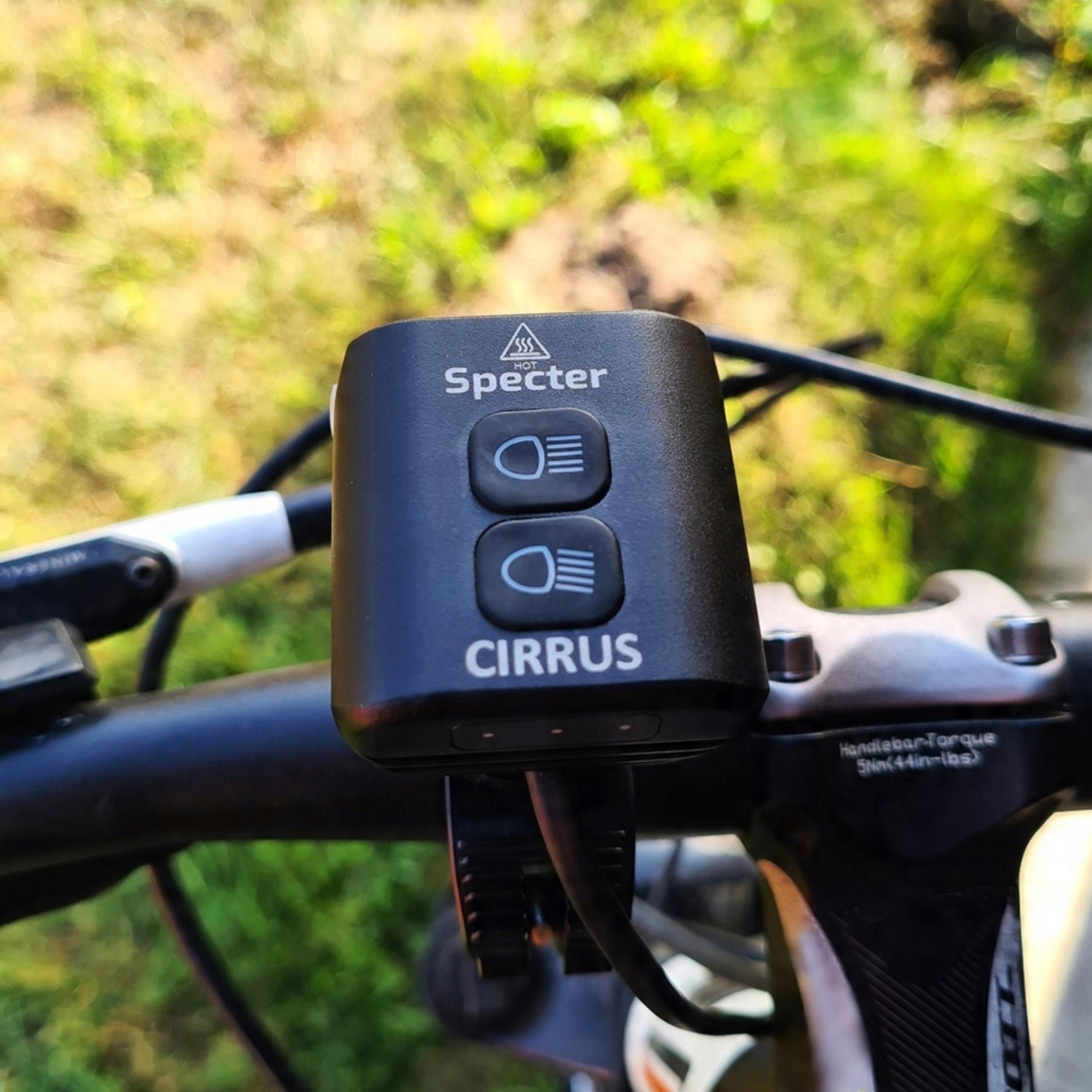 Front Bike Light with Powerbank Function SPECTER Cirrus 2000LM USB Manufacturer code Specter Cirrus 2000Lm USB 13 Trybów IPX64