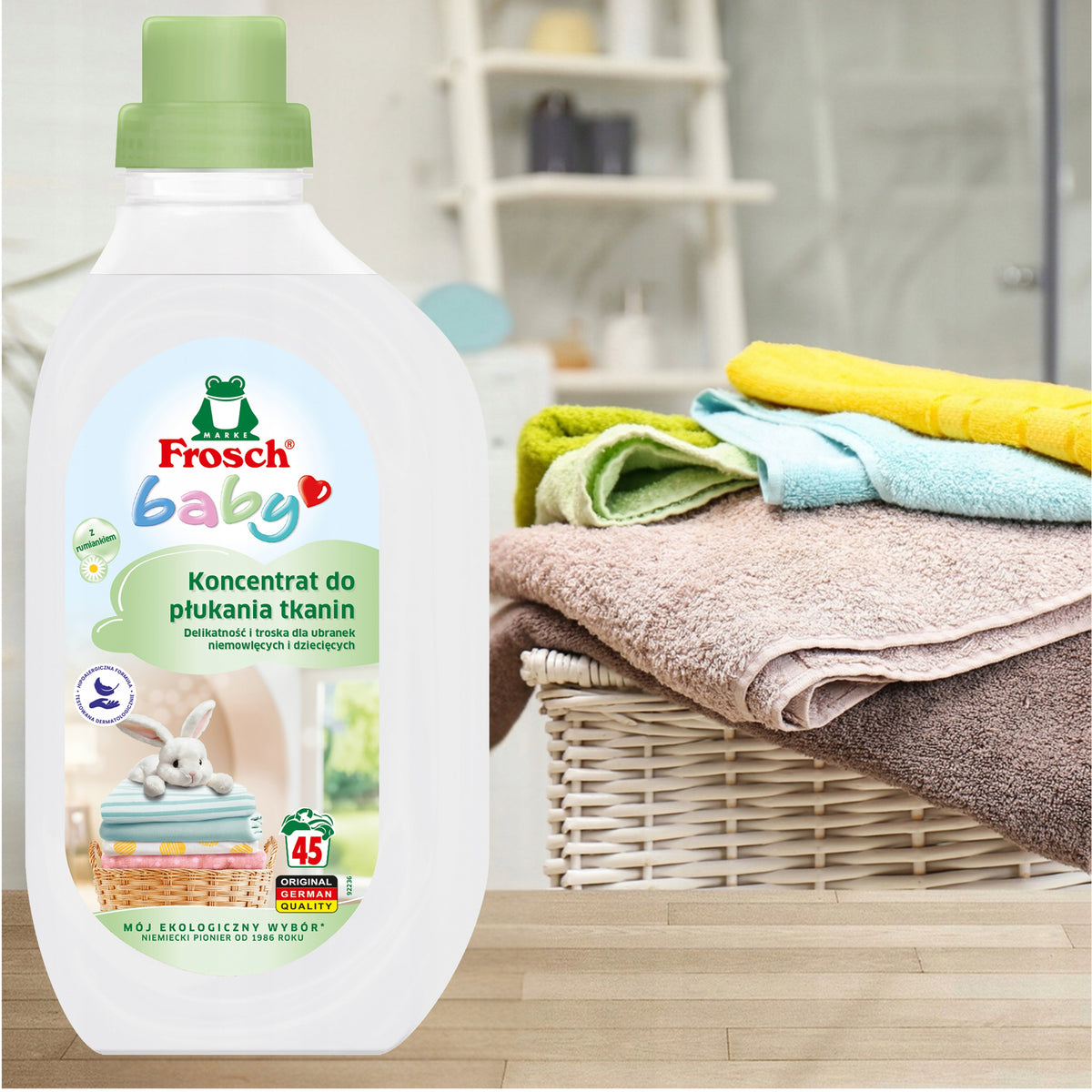 Frosch Baby Fabric Washing Concentrate for Children 45 Washes 900 ml Packaging status original