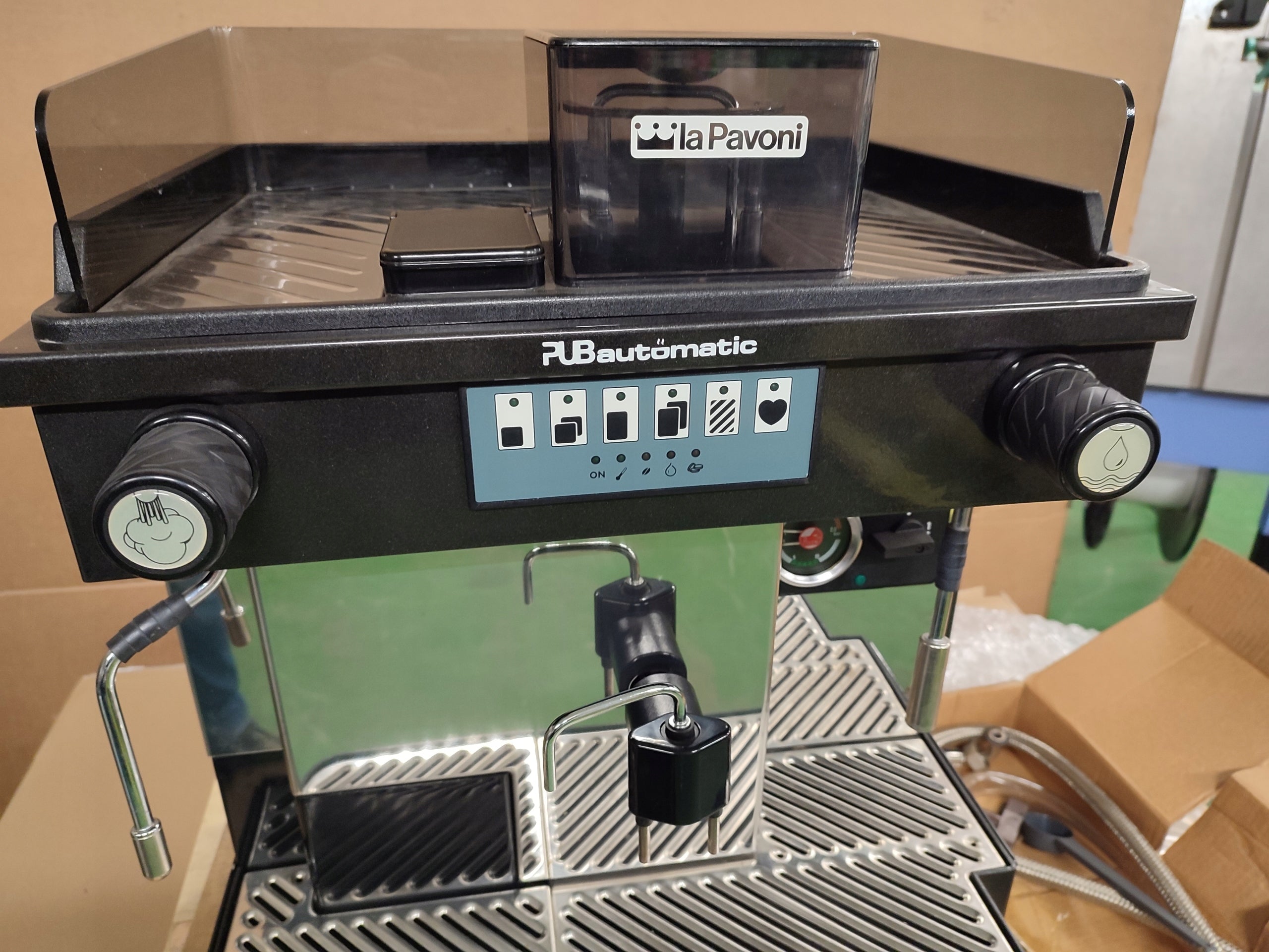 Fully automatic professional coffee maker LA Pavoni PUBautomatic EAN (GTIN) 8010072145754