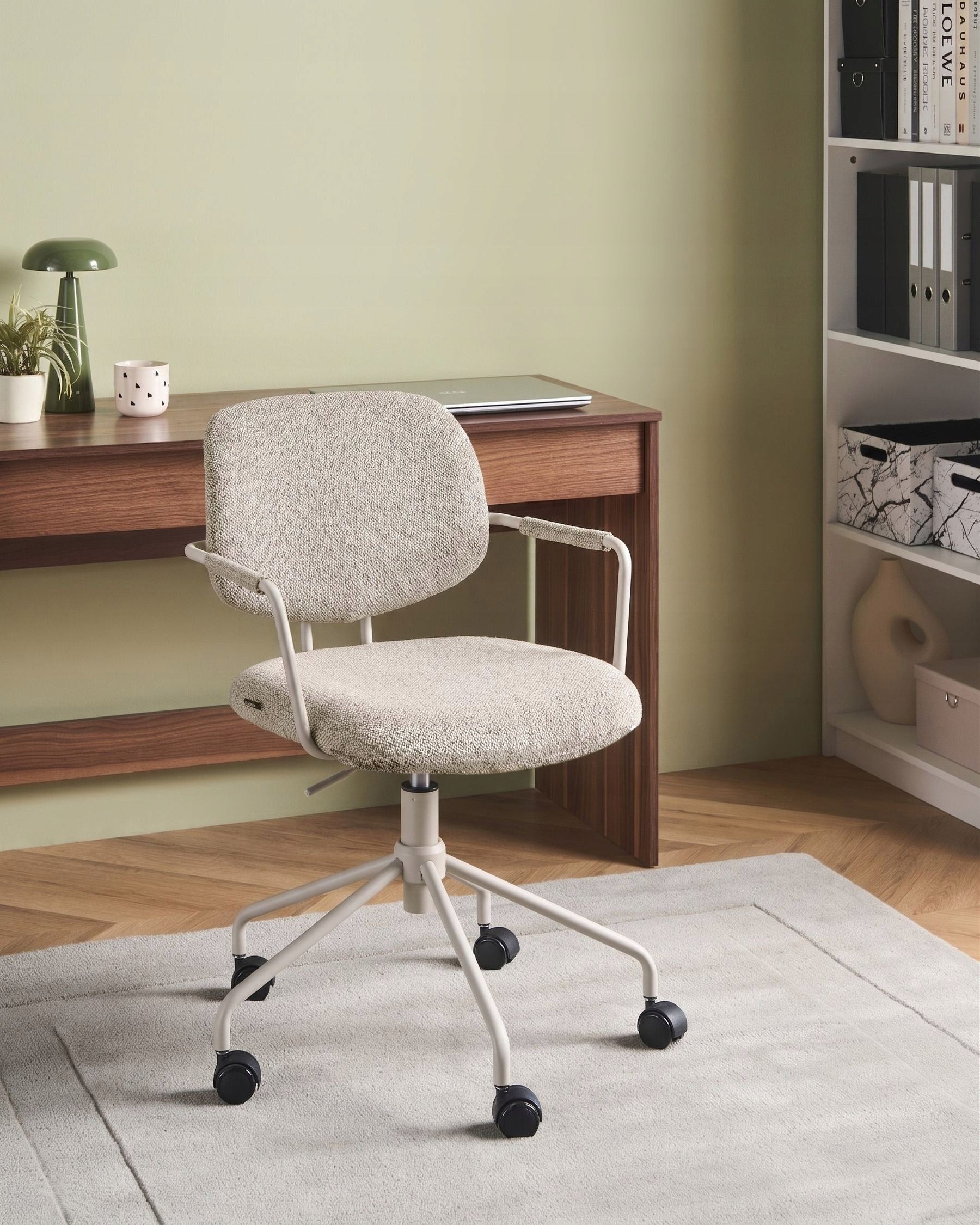Functional office chair with height adjustment beige Packaging status original