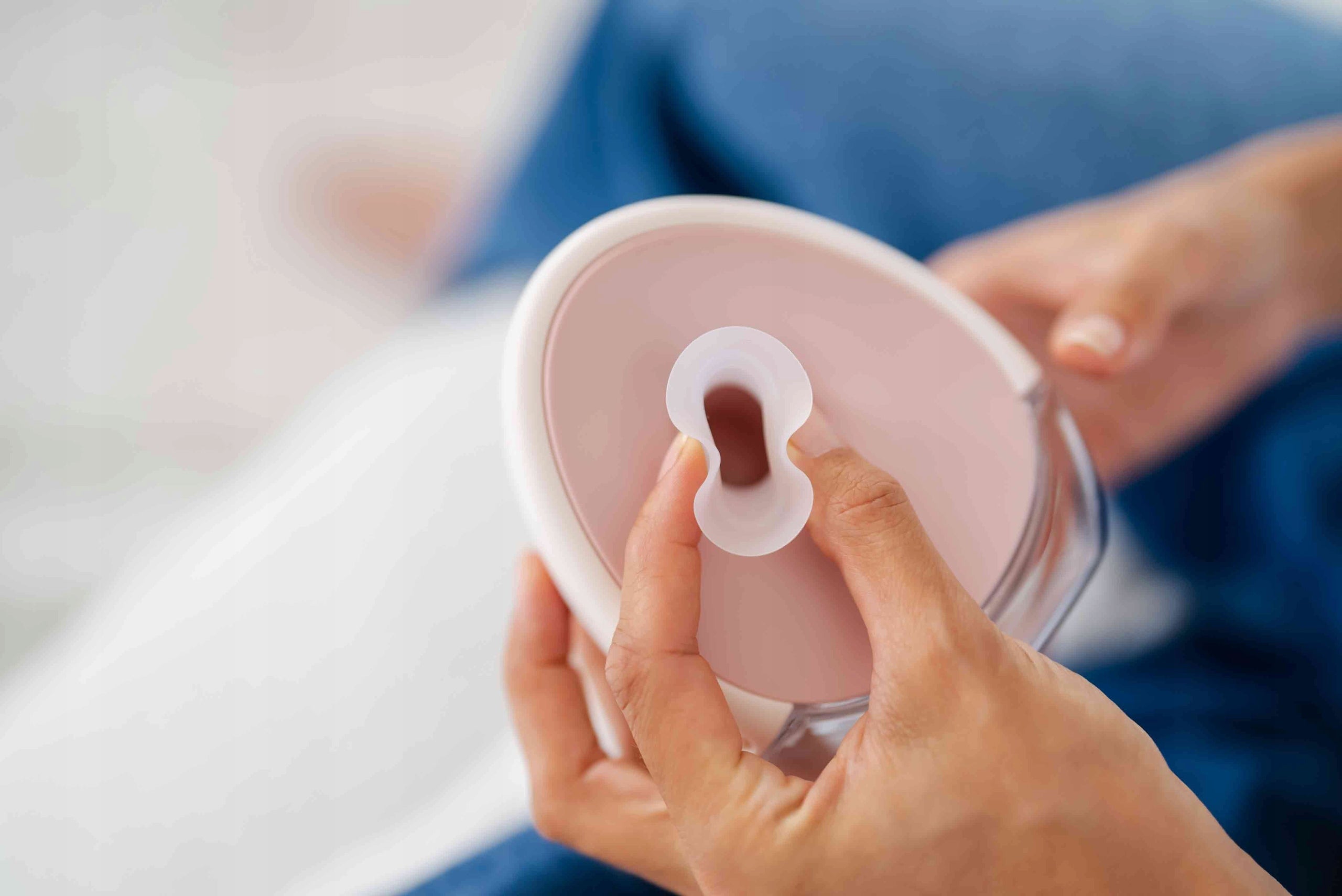 Funnel for breast pump SingleHarmony and TwinHarmony 24 mm from Momini Brand Momini
