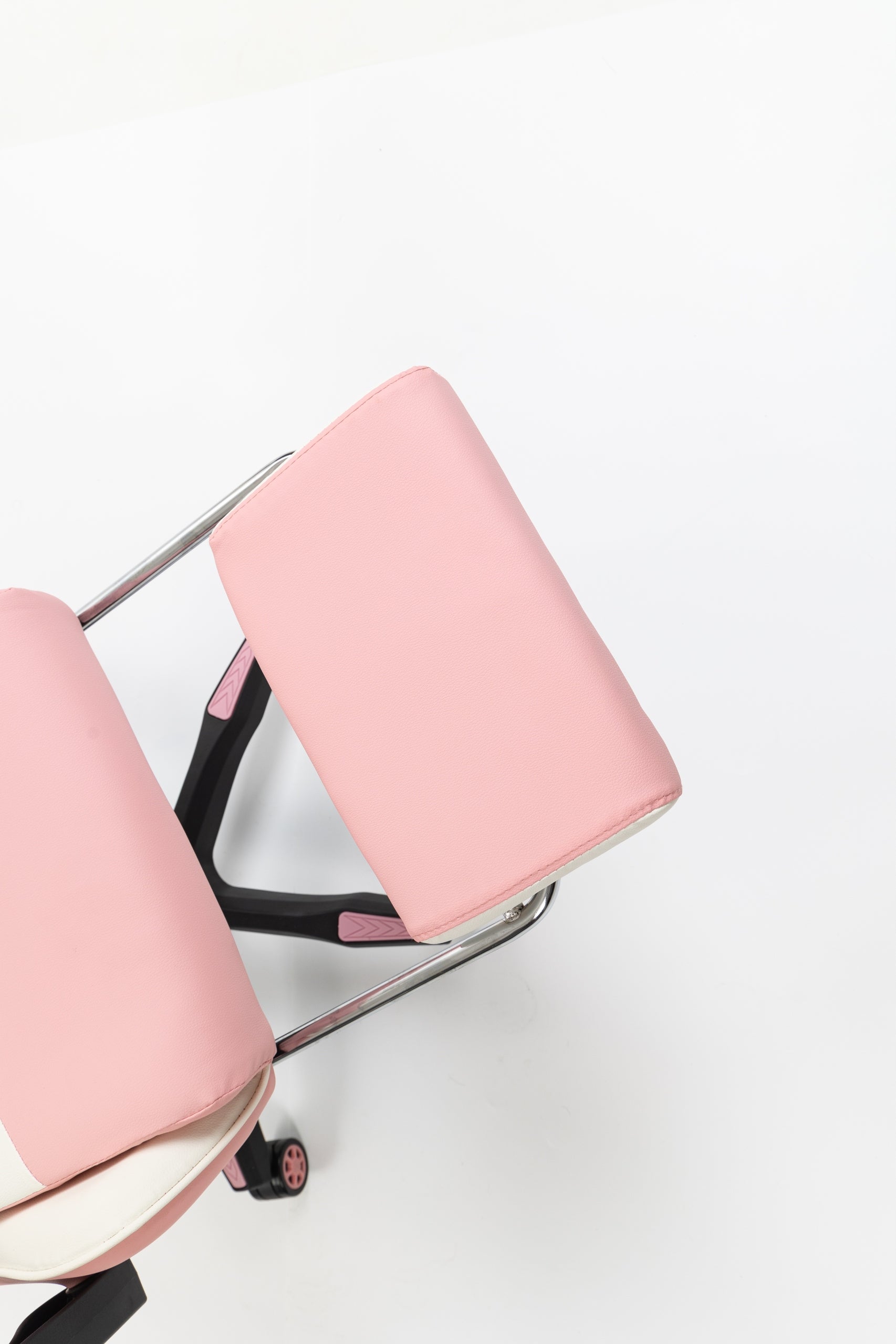 GAMING CHAIR OFFICE SWIVEL GAMING CHAIR FAUX LEATHER PINK AND WHITE Maximum seat height 50 cm