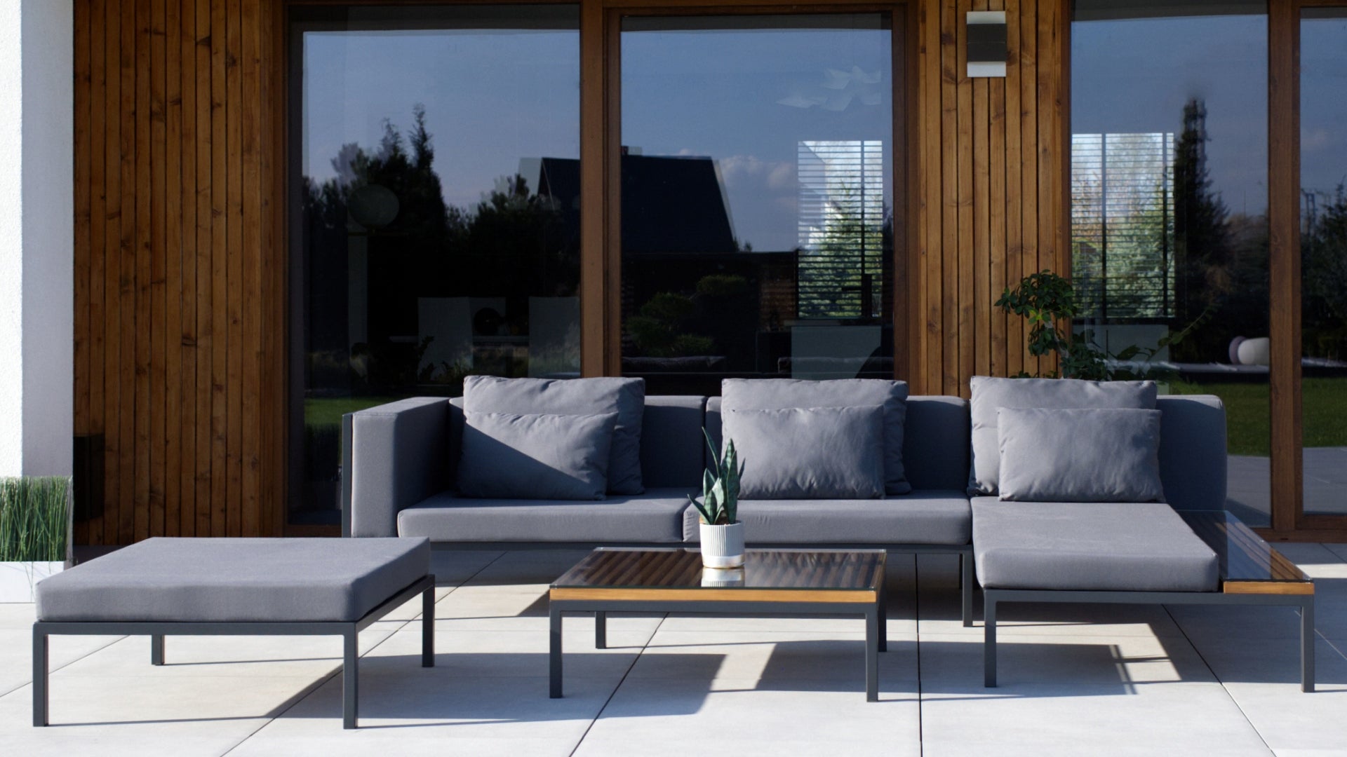 GARDEN FURNITURE SET MALAGA GRAPHITE - MAY PRICE ! Set contents corner sofa low coffee table pouf other element