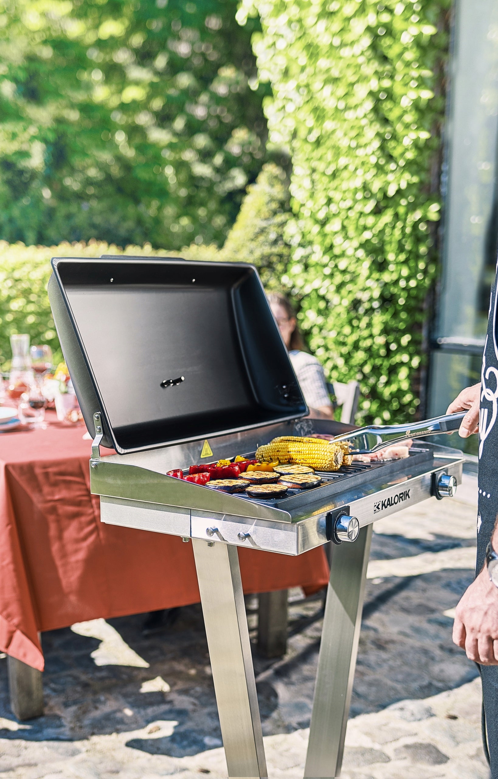 GARDEN GRILL 2500W 2ZONES COVER 58cm COVER IPX4 BALCONY WITHOUT SMOKE Manufacturer code GRILL EBBQ1002L Z POKROWCEM