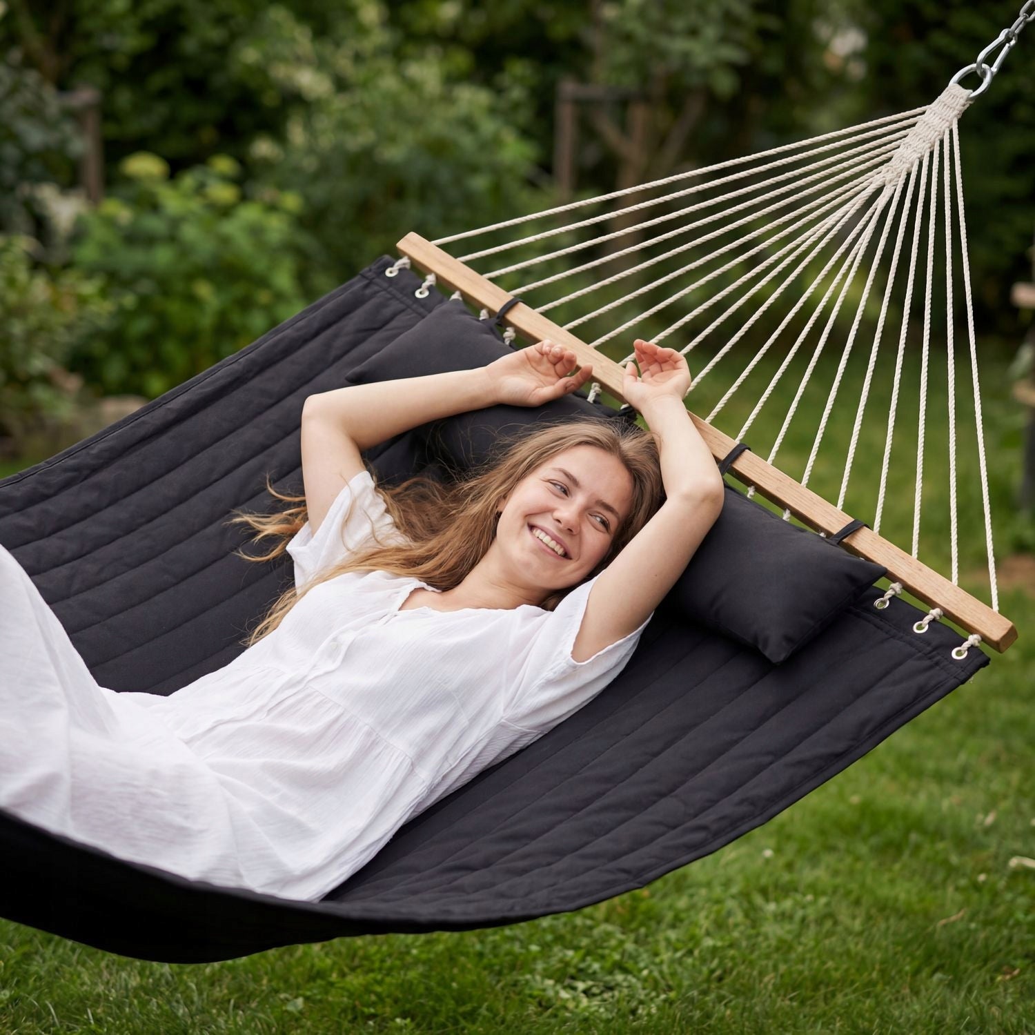 GARDEN HAMMOCK DOUBLE LARGE WITH PILLOWS AND BAR LUVERNO Total length 360 cm