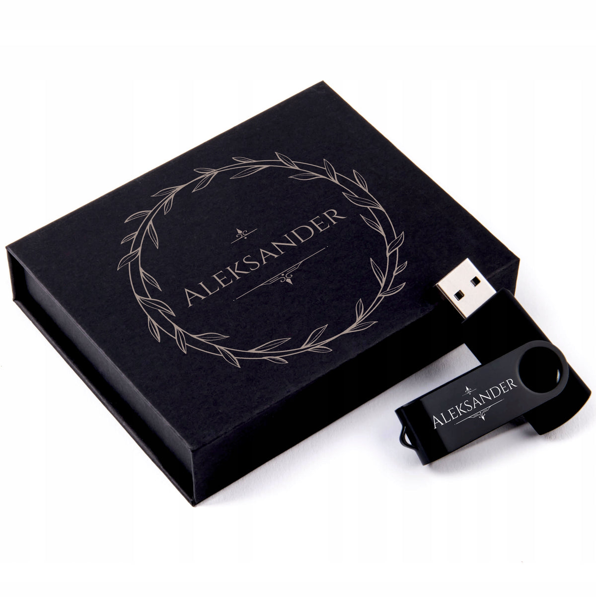 GIFT FOR BOY 2 GB USB 2.0 + black magnet box + Engraving