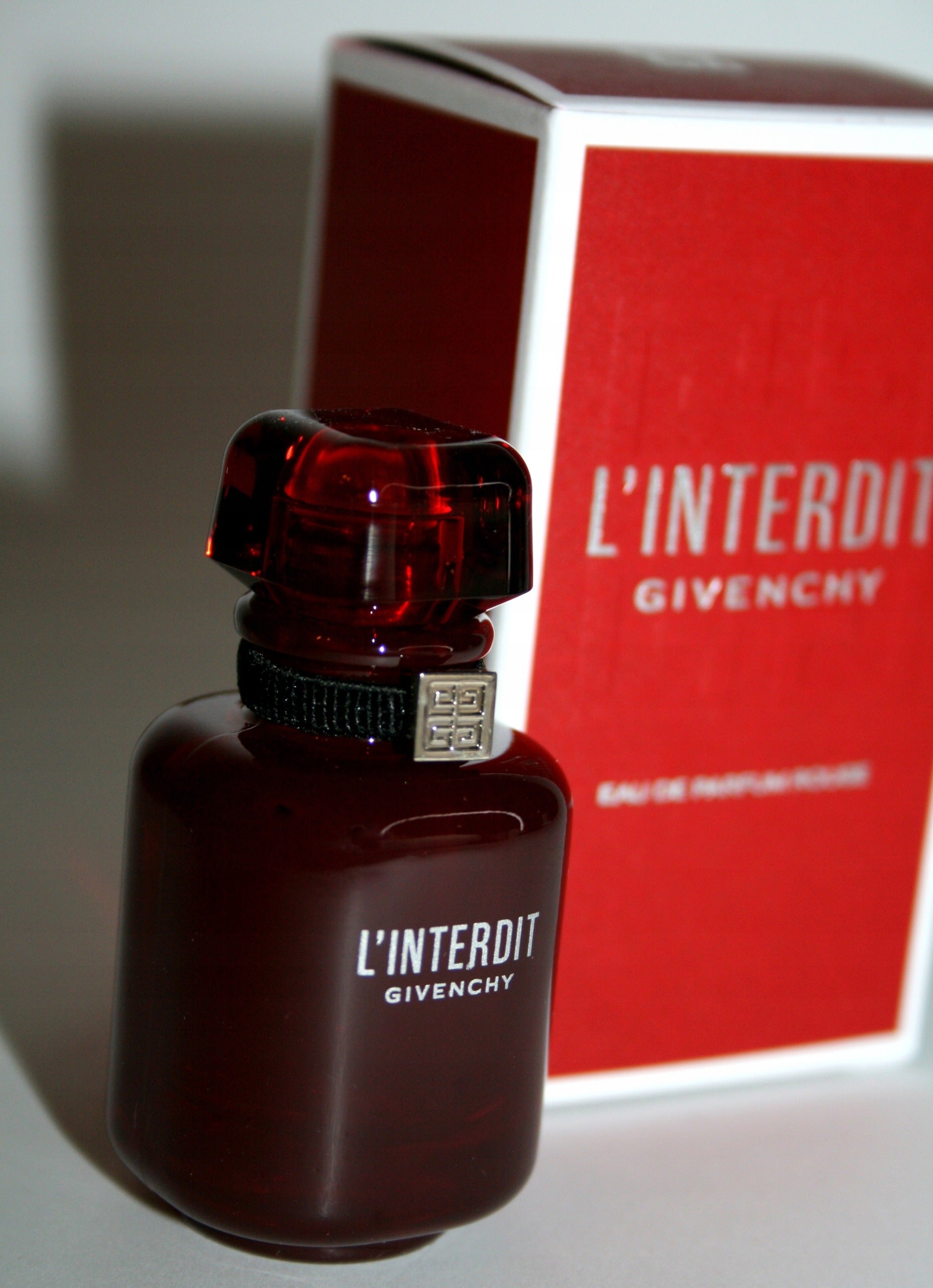 GIVENCHY L'INTERDIT ROUGE EDP EAU DE PARFUM MINIATURE 10 ml CARTON Manufacturer code 3E01