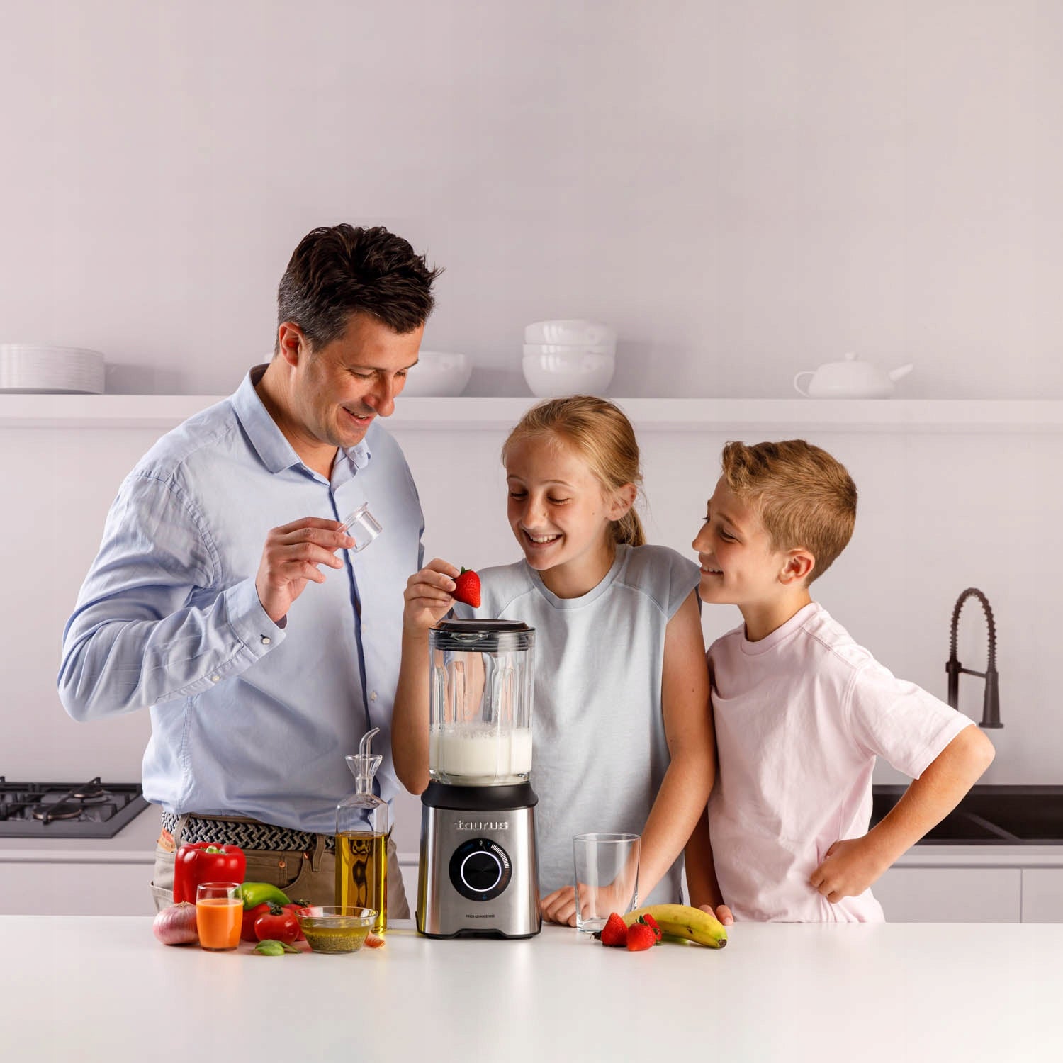 GLASS BLENDER FOR SMOOTHIE COCKTAILS Taurus Prior Advance 1800W Packaging status original