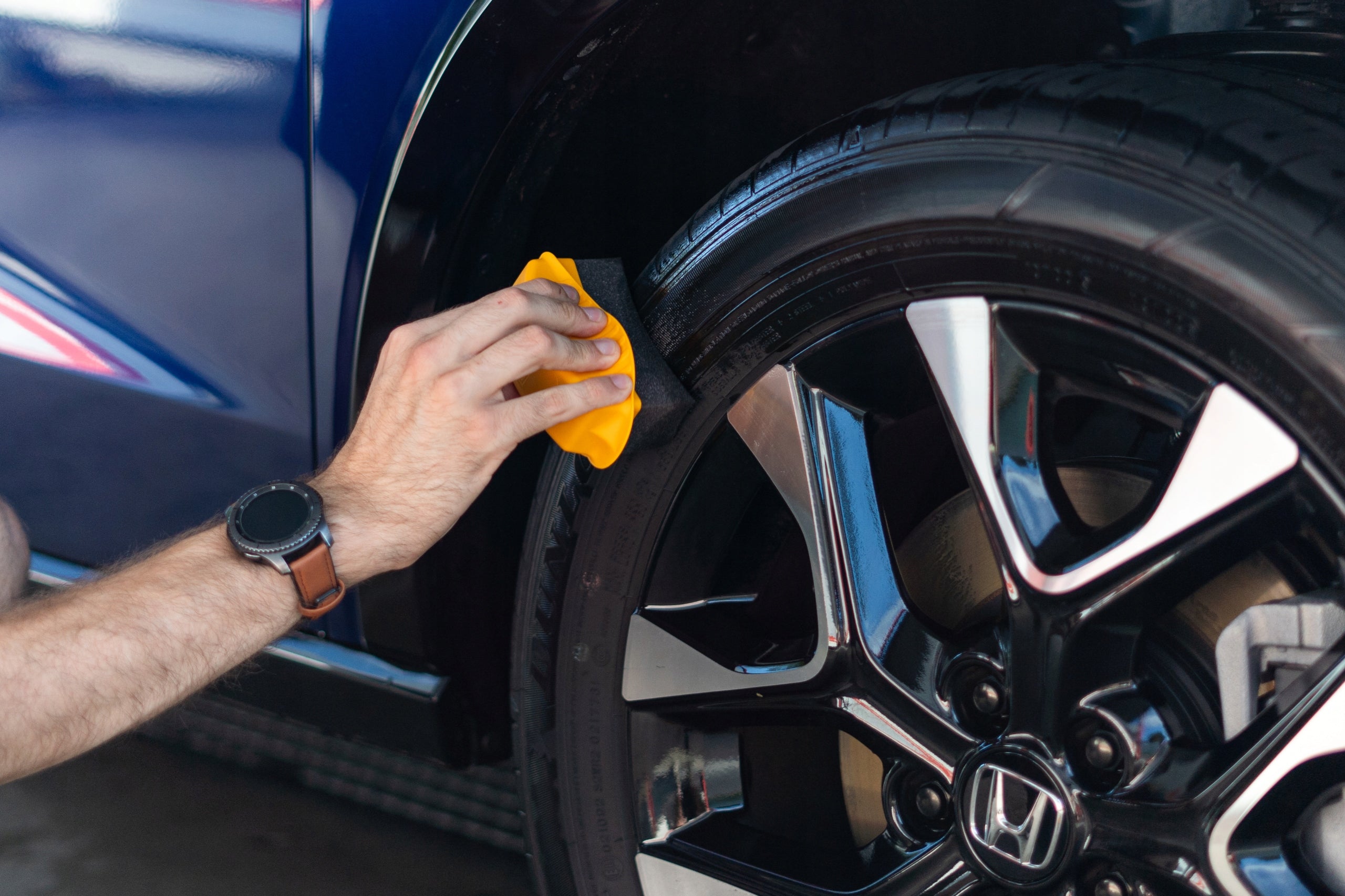 GOOD STUFF Tire Dressing Shine Dressing For Tyres Darkens Preserves EAN (GTIN) 5907618140126