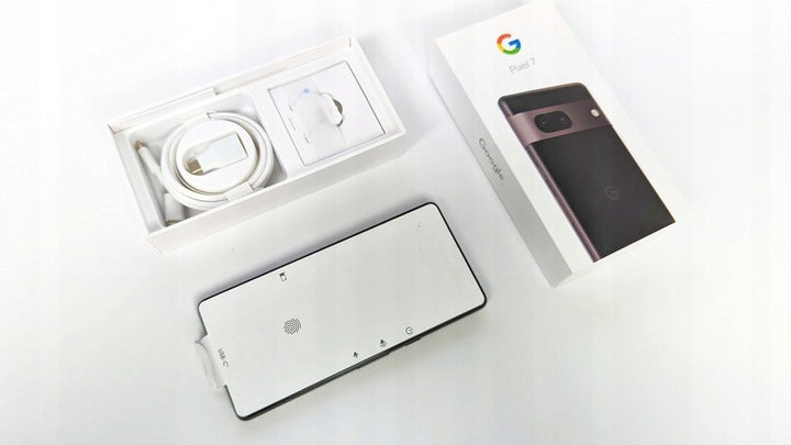 GOOGLE PIXEL 7 8GB 128GB FULL SET FILM Charger included no
