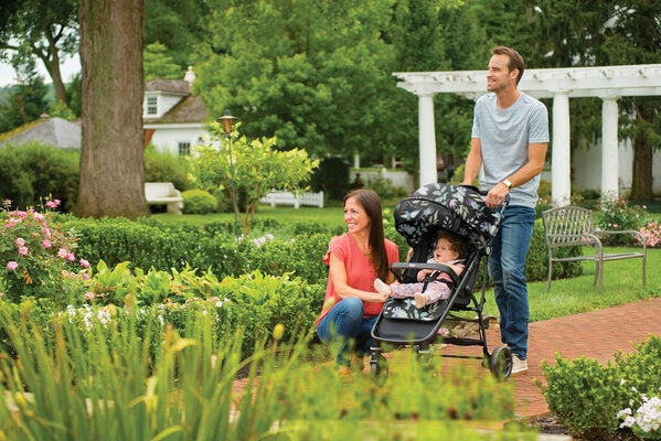 GRACO BREAZE LITE 2 COUTURE FERN STROLLER Brand Graco