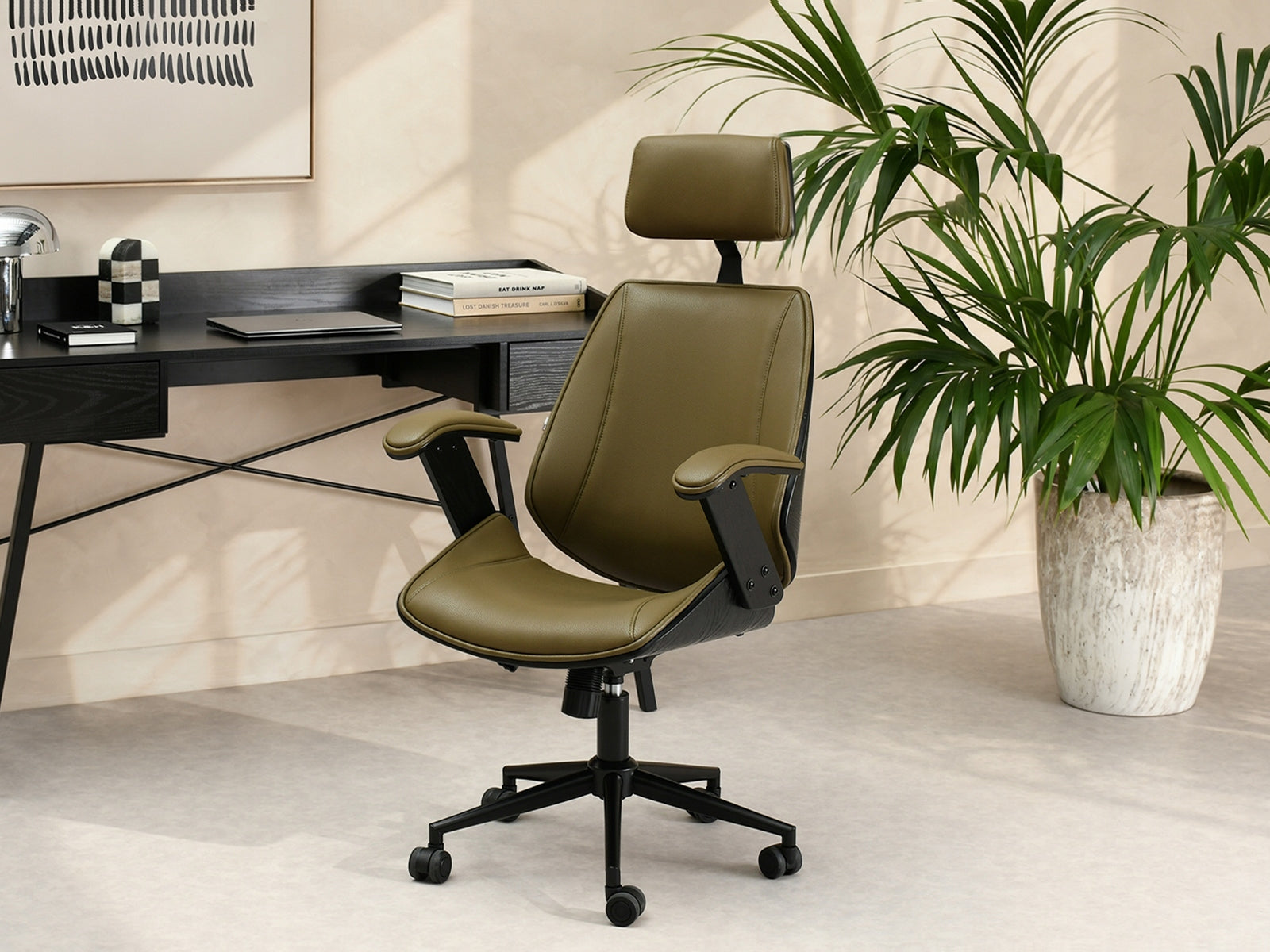 GREEN LEATHER OFFICE CHAIR WITH ARMRESTS HEADREST FRANK BLACK Manufacturer code 5907698646457