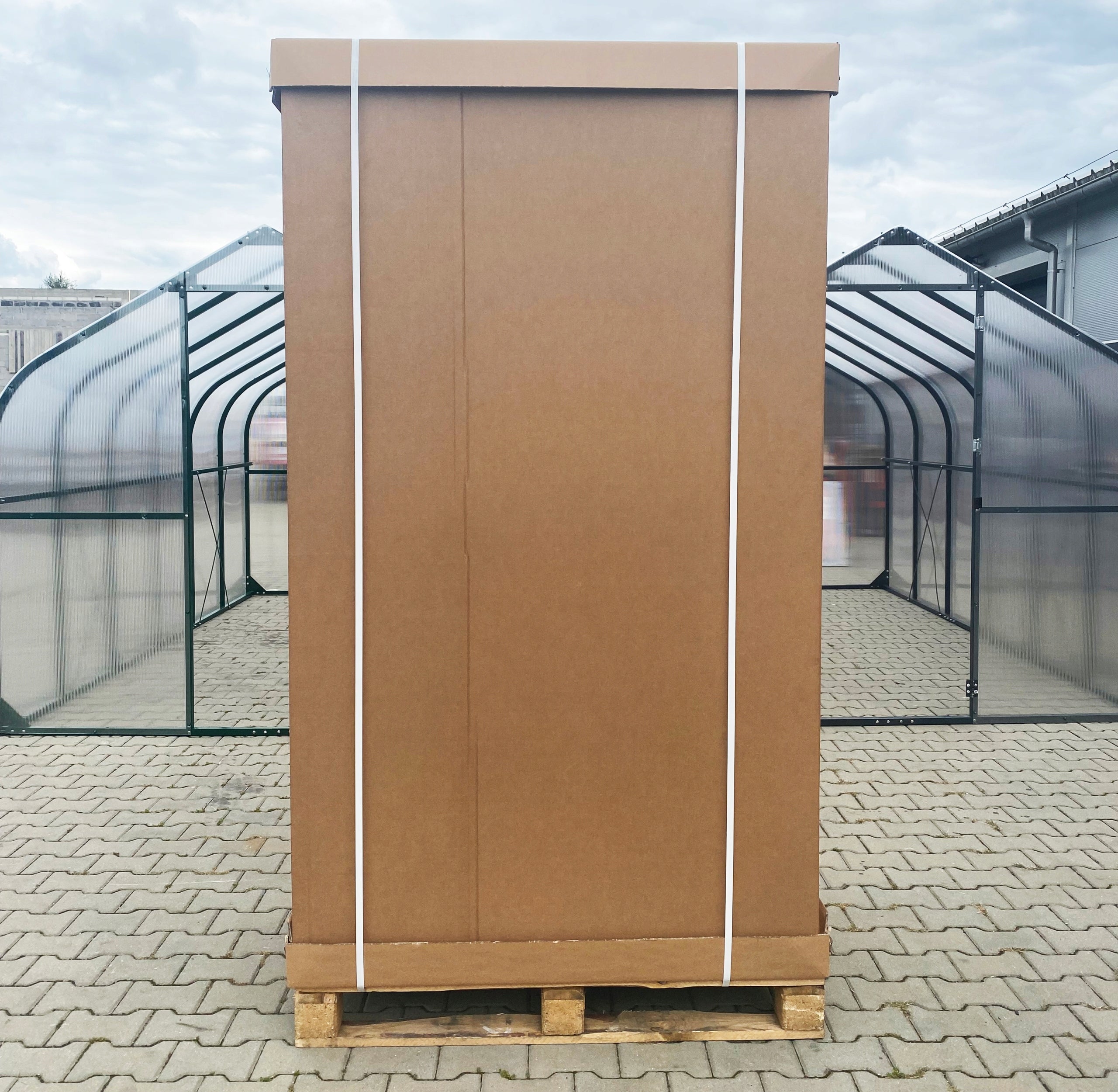 GREENHOUSE GARDEN POLYCARBONATE TUNNEL 10M2 250X400 PTF POLAND ANTHRACITE GRAPHITE Manufacturer PTF