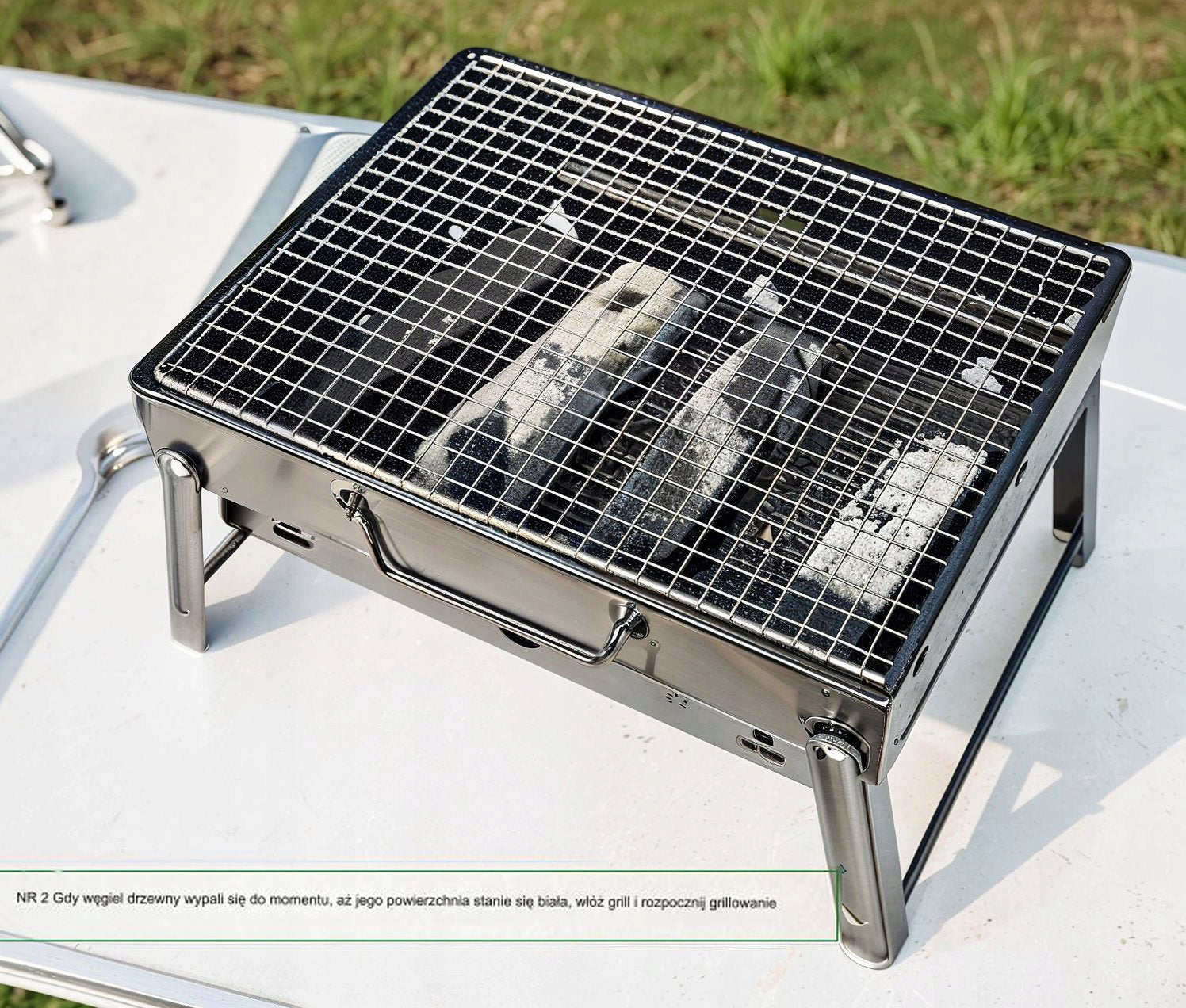 GRILL FOLDING HIKING PORTABLE GARDEN CHARCOAL SUITCASE WITH HANDLE Manufacturer code GRILL OGRODOWY WĘGLOWY TURYSTYCZNY PRZENOŚNY
