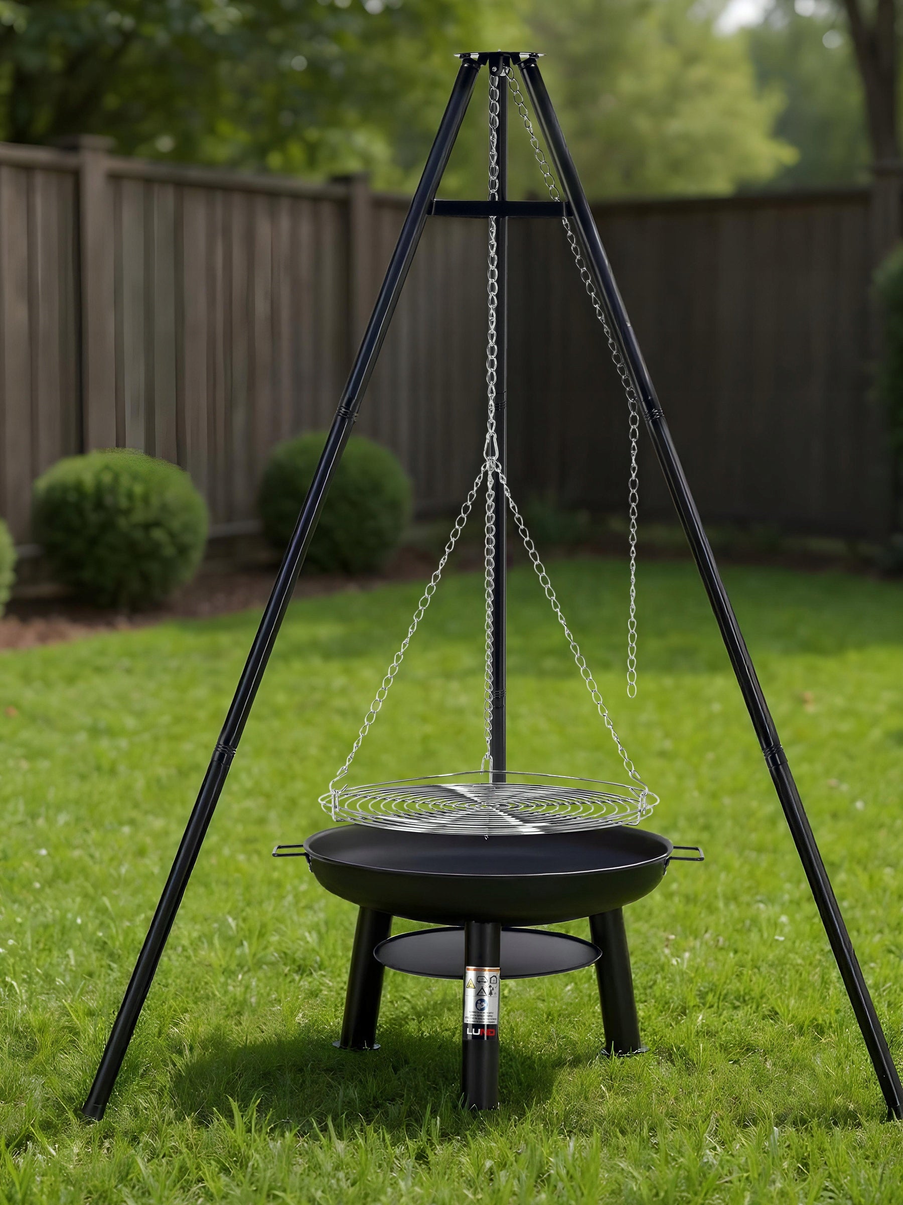 GRILL HANGING GARDEN TRIPOD FOCAL HEARTH GRATE 56,5CM LUND Manufacturer Lund