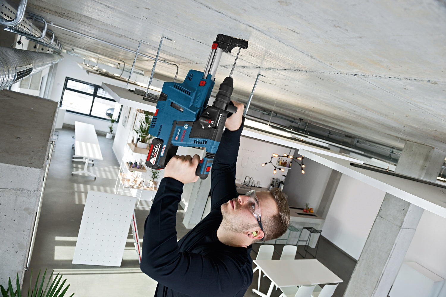 GSA18-28 (solo) Reciprocating saw 18 V stroke 28 mm 0-2900 rpm/min.EC carton Stroke speed 2900 1/min