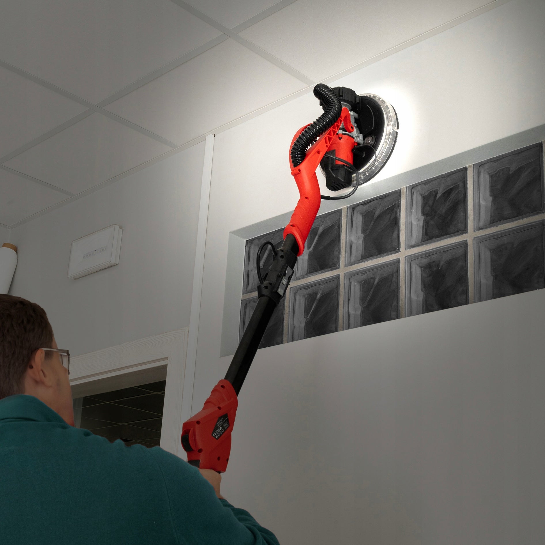 GYPSUM GRINDER GIRAFFE FINISH LED PLASTER WITH SUCTION PAPER SUITCASE BAG Manufacturer code AURORE Żyrafa do Gładzi Tynków Ścian LED