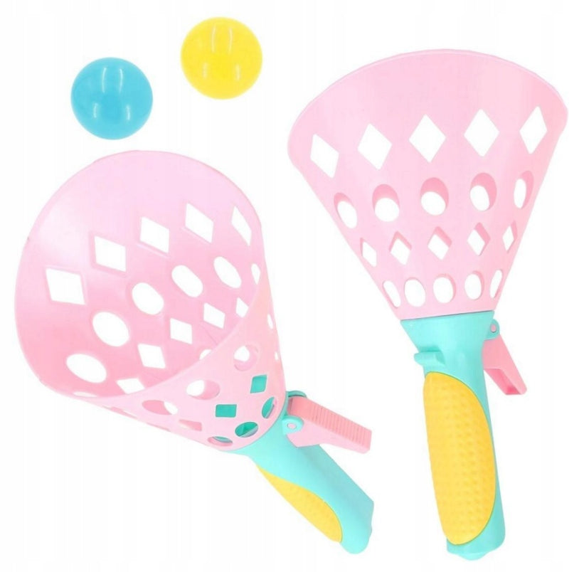 Game baskets catching the ball