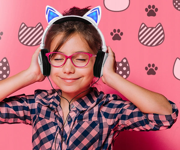 Gaming headphones CAT Ears LED ILLUMINATED FLASHING FOLDABLE Headphones type on-ear