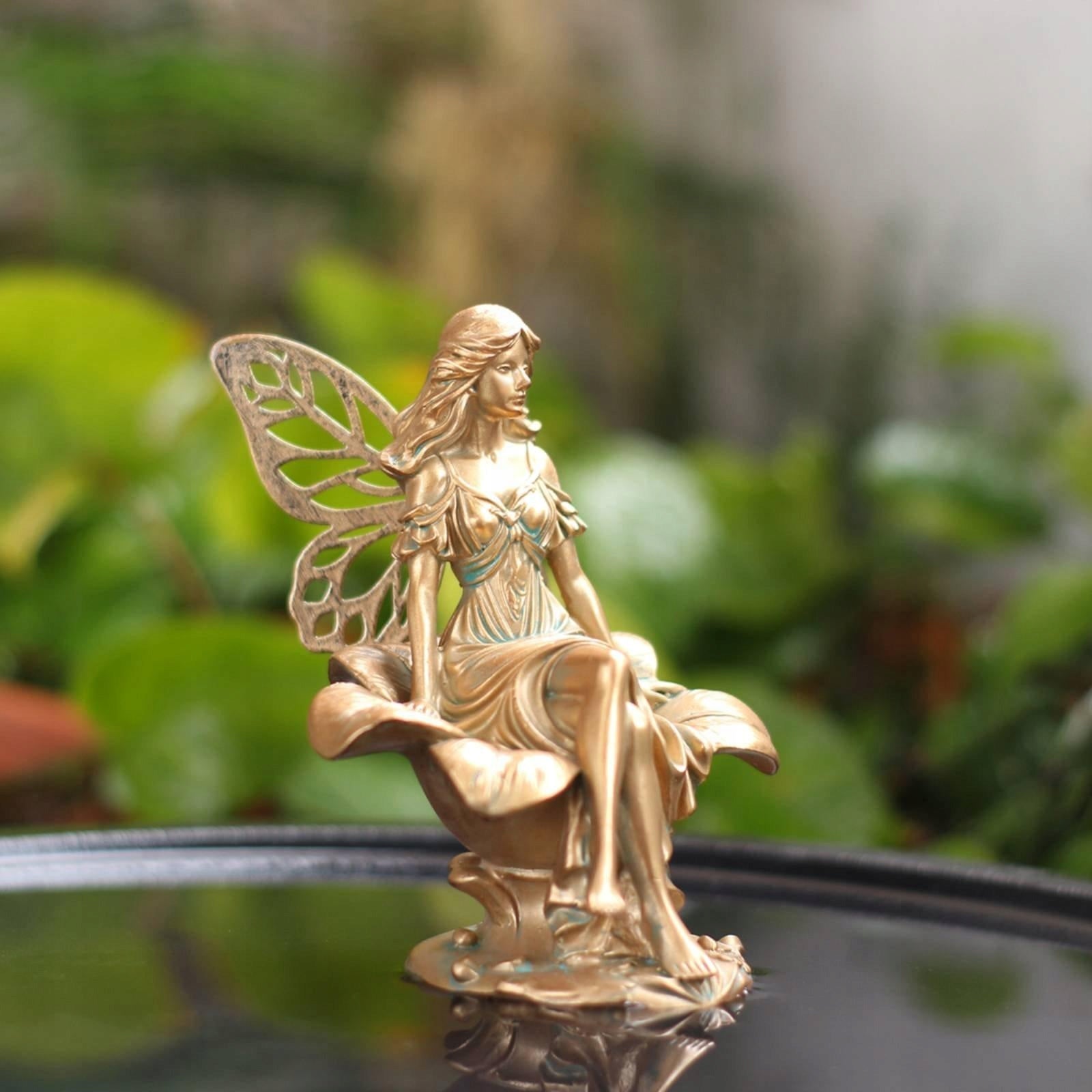 Garden Decoration Sculpture Resin Fairy Statue Vintage Decorative Figurines Type nesting box (feeder)
