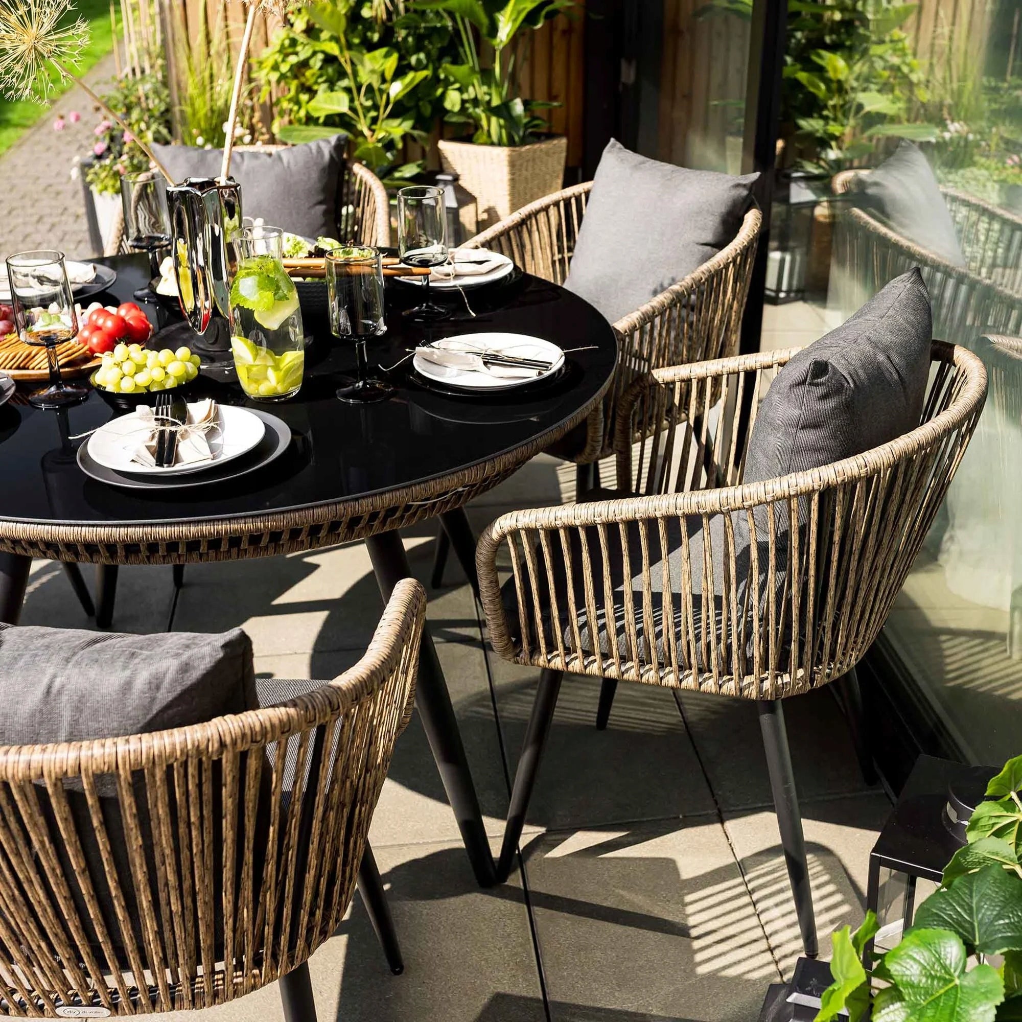 Garden Furniture Set Dining Table 6 Armchairs Technorattan Handmade Number of people 6