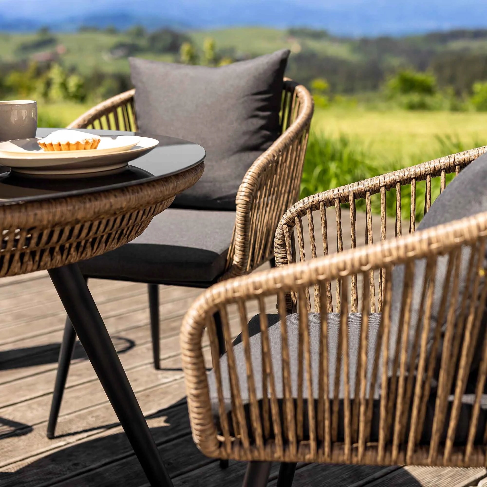Garden Furniture Terrace Furniture Set 4 Seater Armchairs Handmade Table Manufacturer di volio