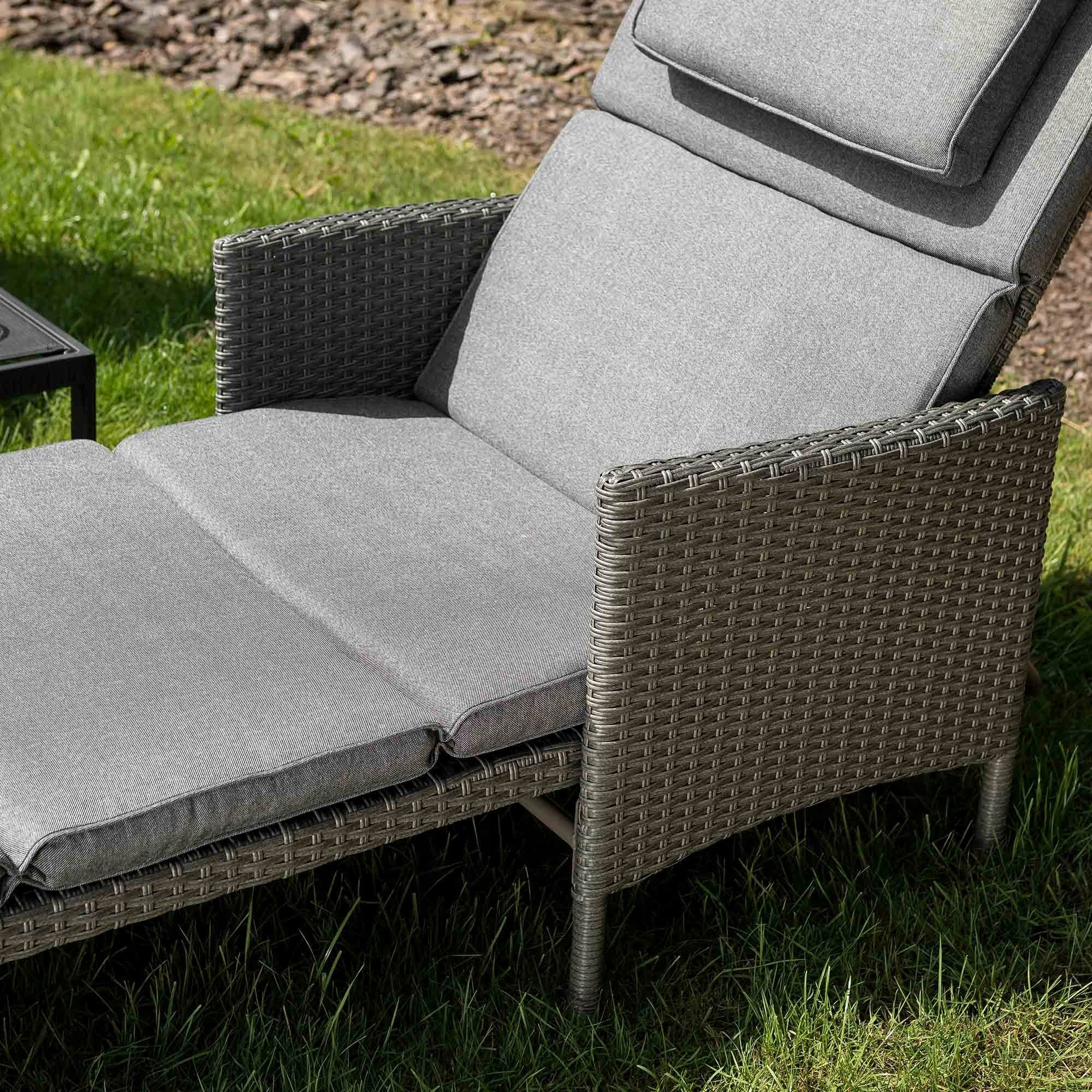 Garden Lounger Adjustable Couch Terrace Balcony Armchair Adjustable Cushion Frame material steel