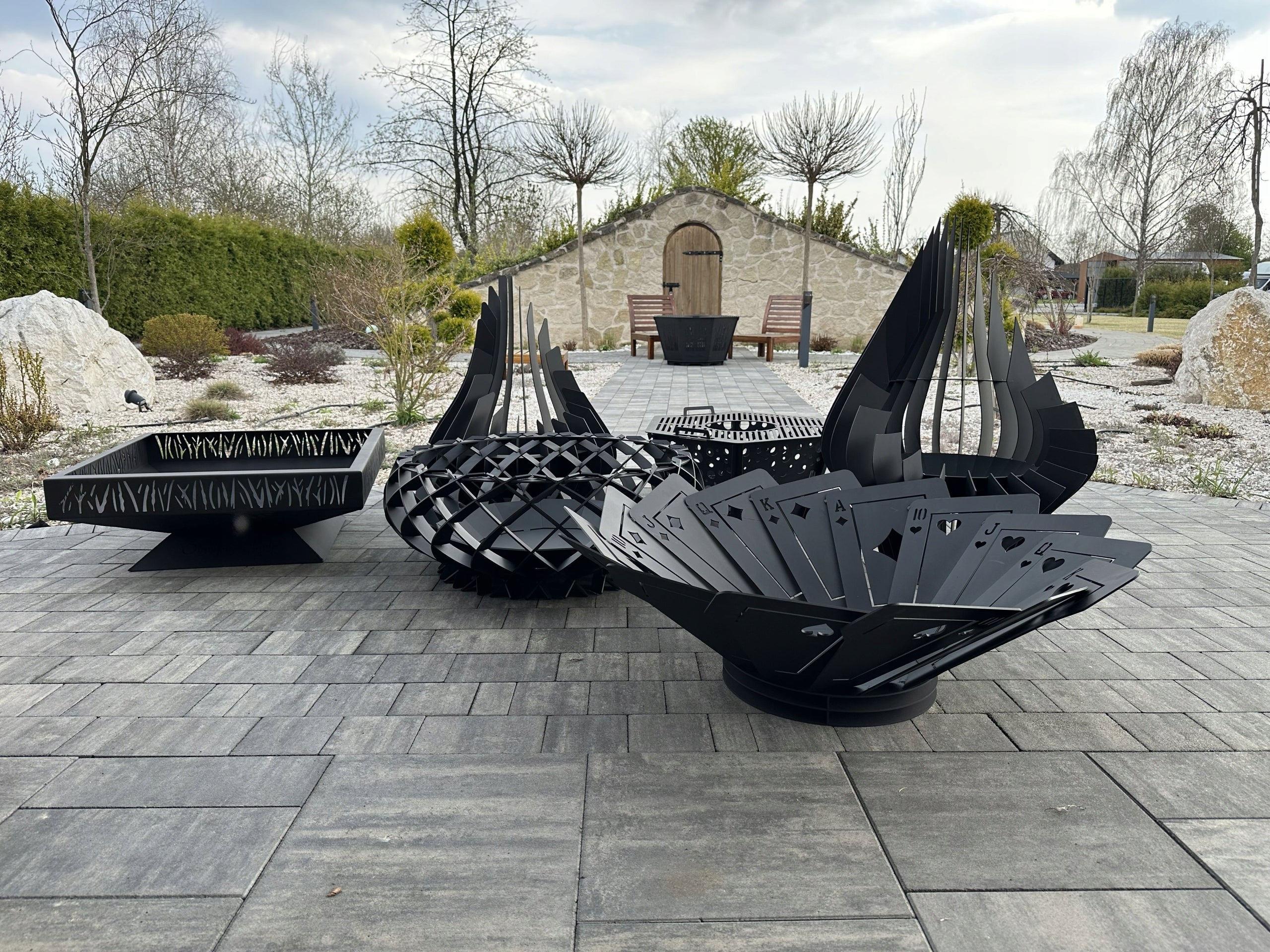 Garden fireplace BURNING TEAR 70cm Sheet 3mm Manufacturer Product weight with unit packaging 36 kg