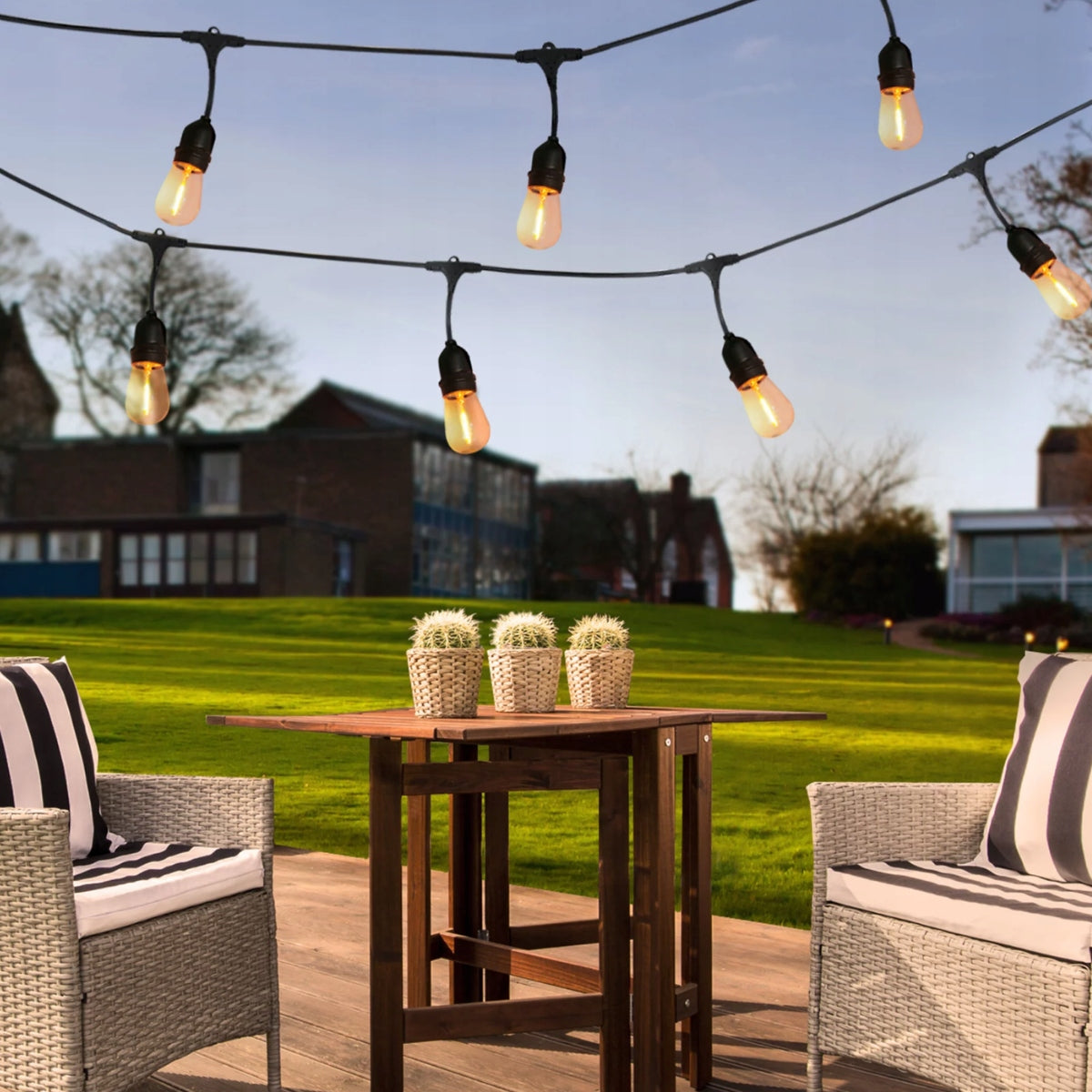 Garden garland for terrace with 10 bulbs Lighting for veranda 6m POLUX Packaging status original