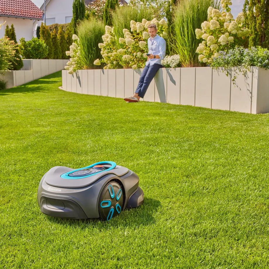 Gardena 19903-32 Robotická sekačka Smart SILENO Max 1500 m2 Average working time 50 min