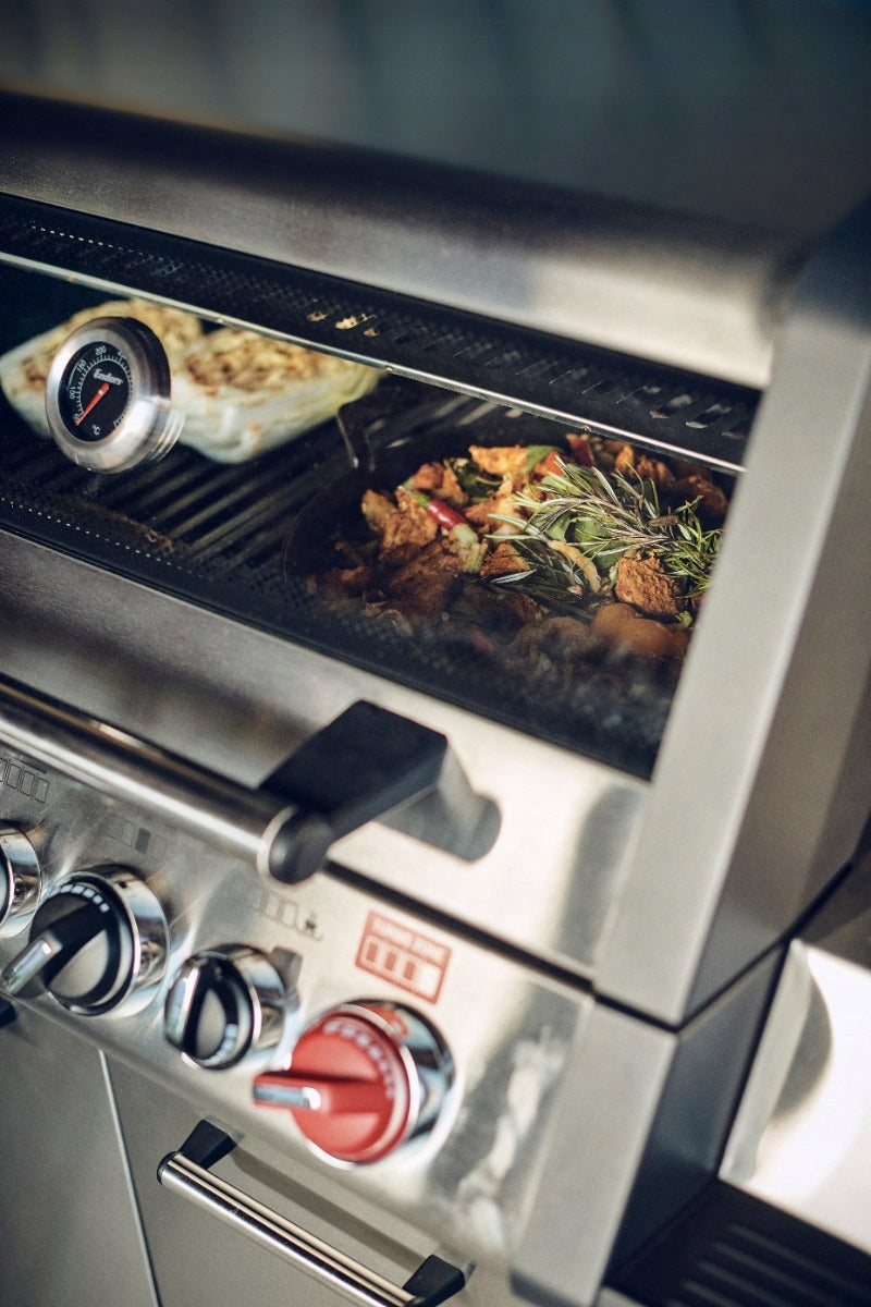 Gas grill Enders Monroe PRO 4 SIK Turbo with corner burner, FREEBIES Power 21.1 kW