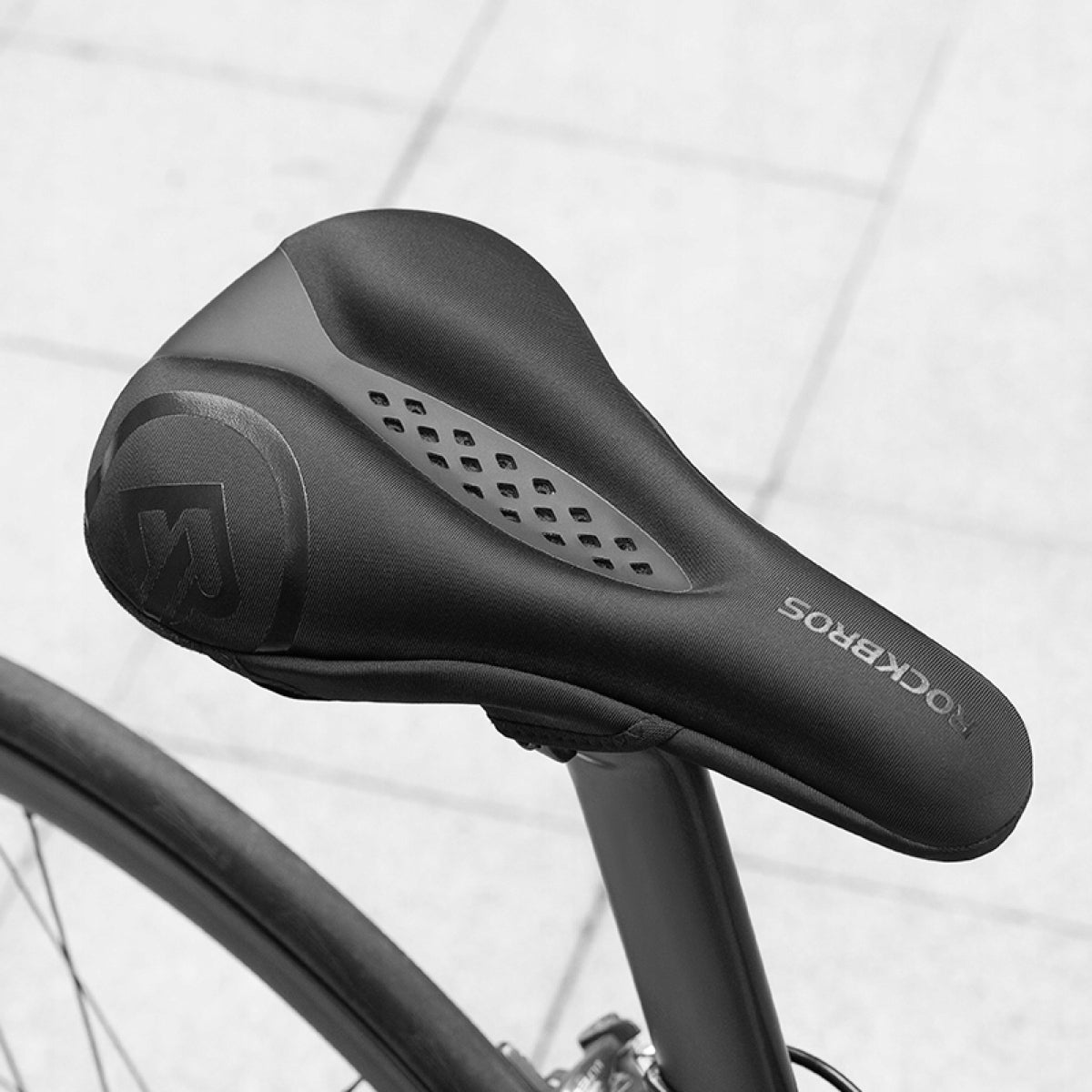 Gel cover for bicycle saddle, gel, men's, women's, saddle Packaging status original