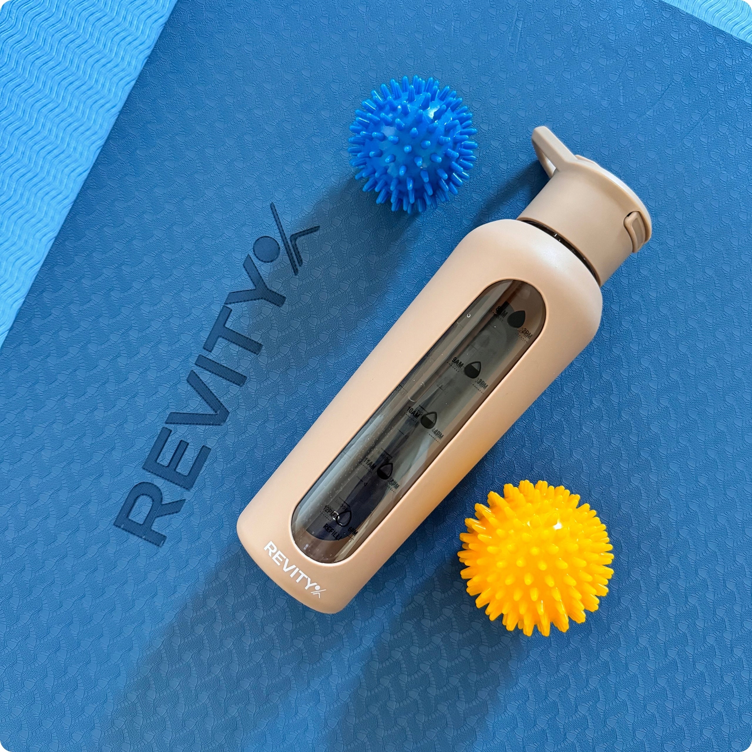 Glass Water Bottle with Automatic Mouthpiece Bottle Silicone Pouch Beige Kind bottle
