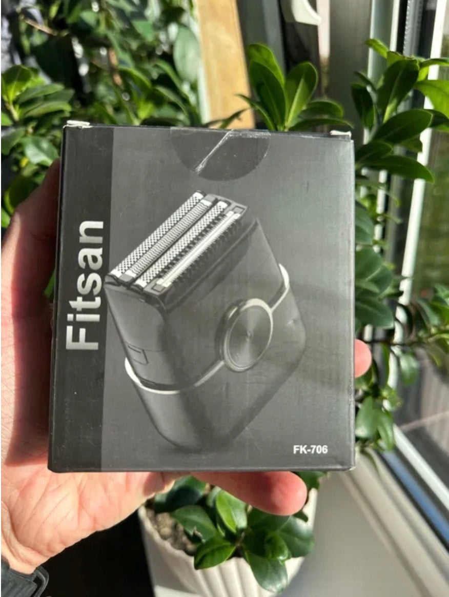 Golarka elektryczna mini FitSan FK-706 USB LED Wet&Dry czarna