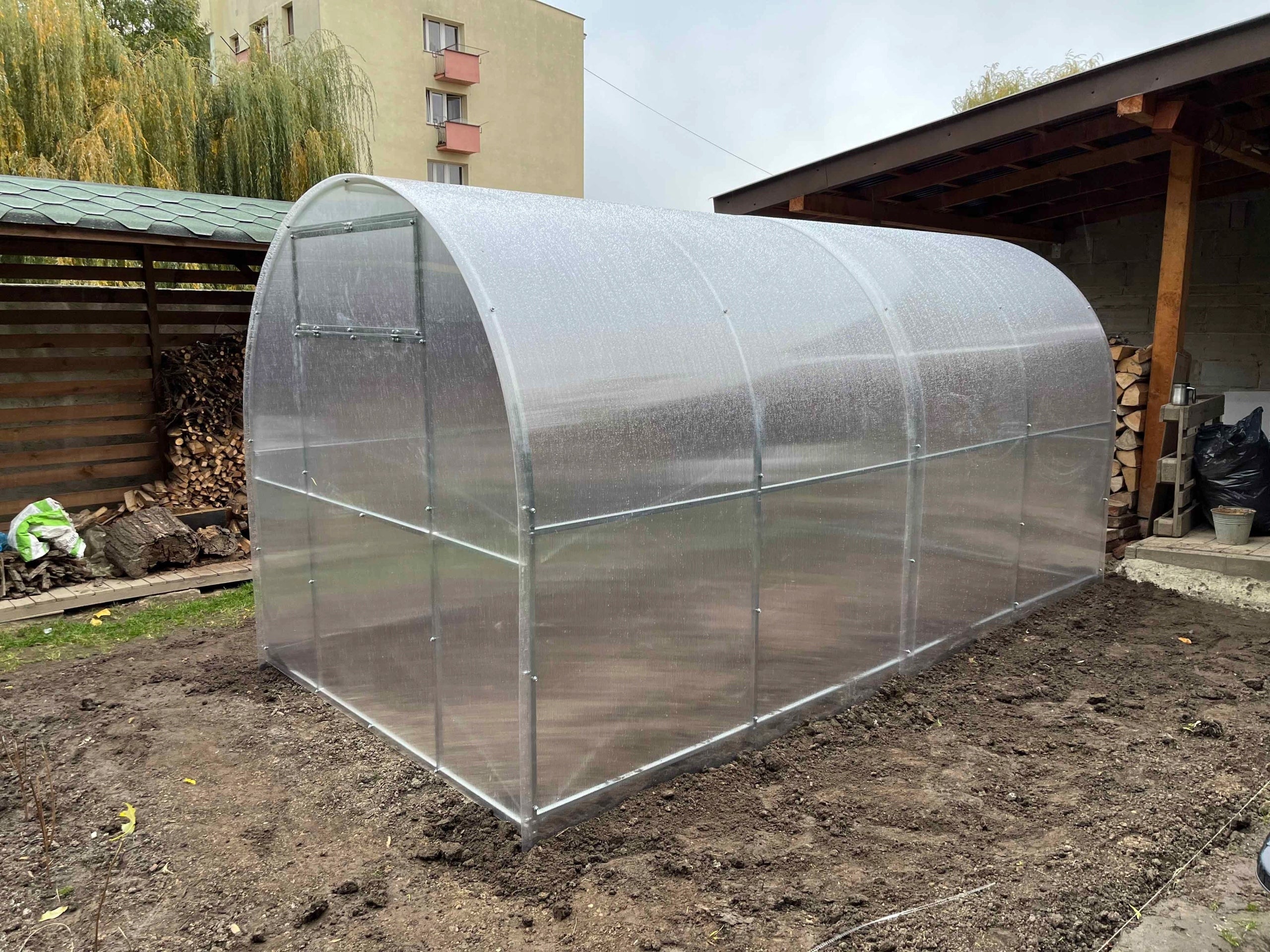 Greenhouse polycarbonate garden tunnel 2,4x4 m 4mm profiles 20x20 Product height 200 cm