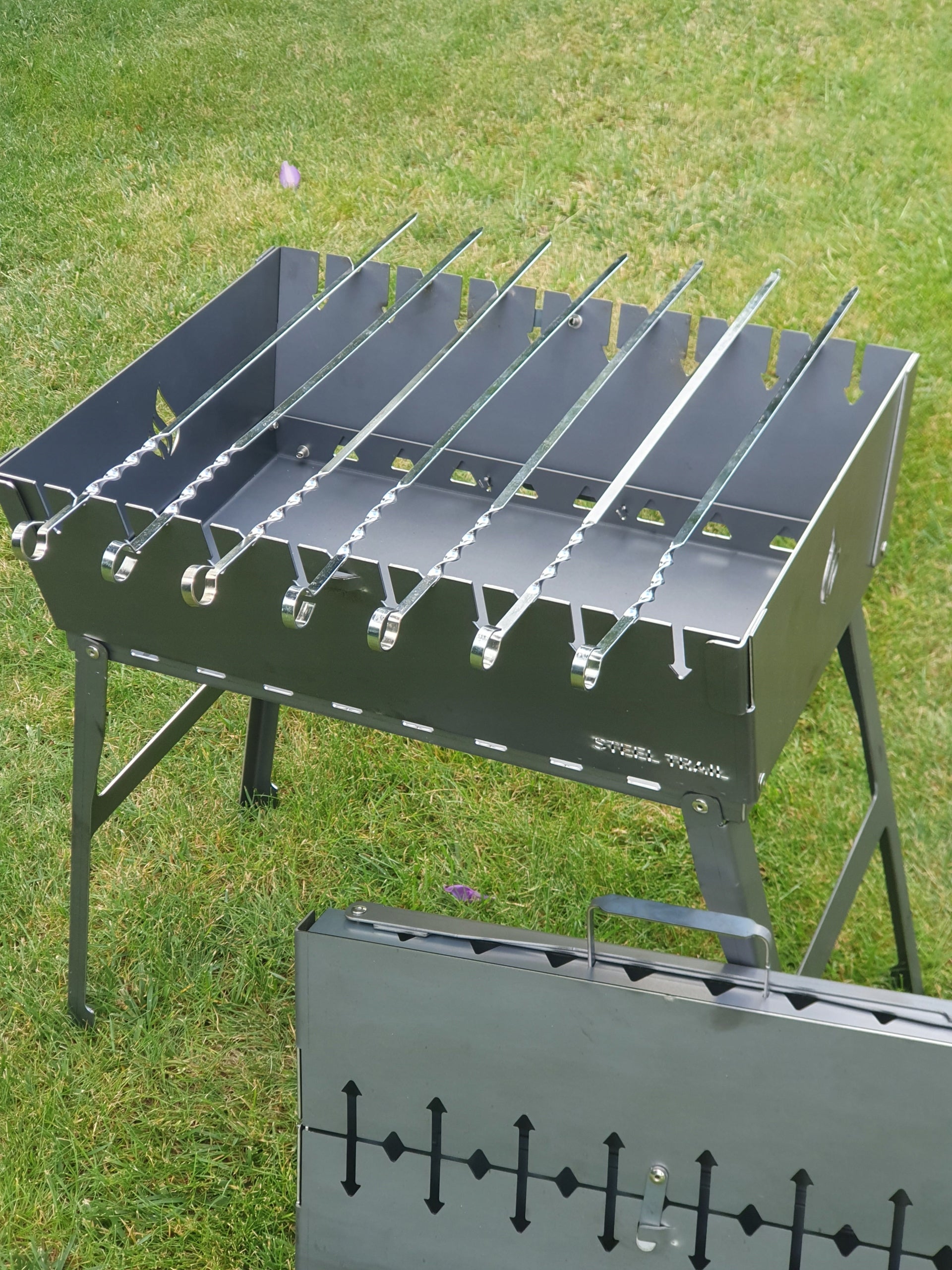 Grill Mangal Folding Suitcase - Strong 2mm Steel for 8/7 Champagne Manufacturer code mangal walizka 46/34