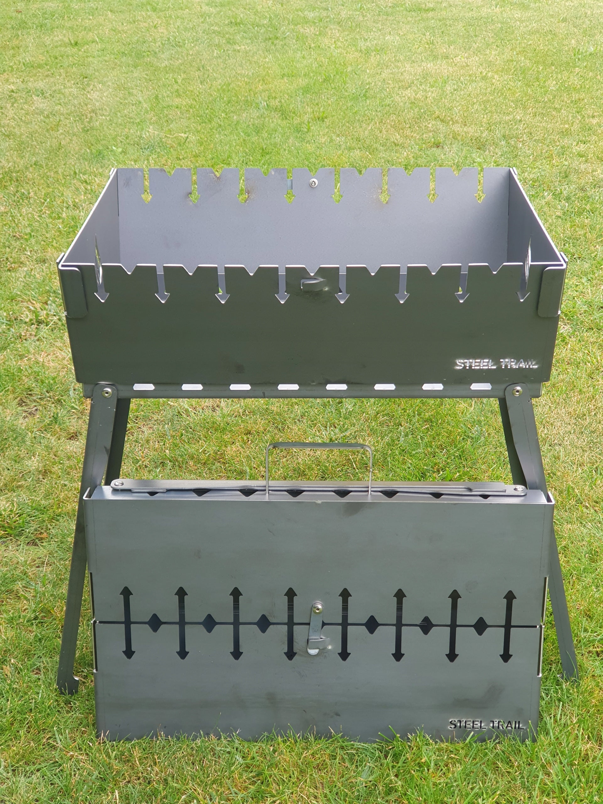 Grill Mangal Folding Suitcase - Strong 2mm Steel for 8/7 Champagne