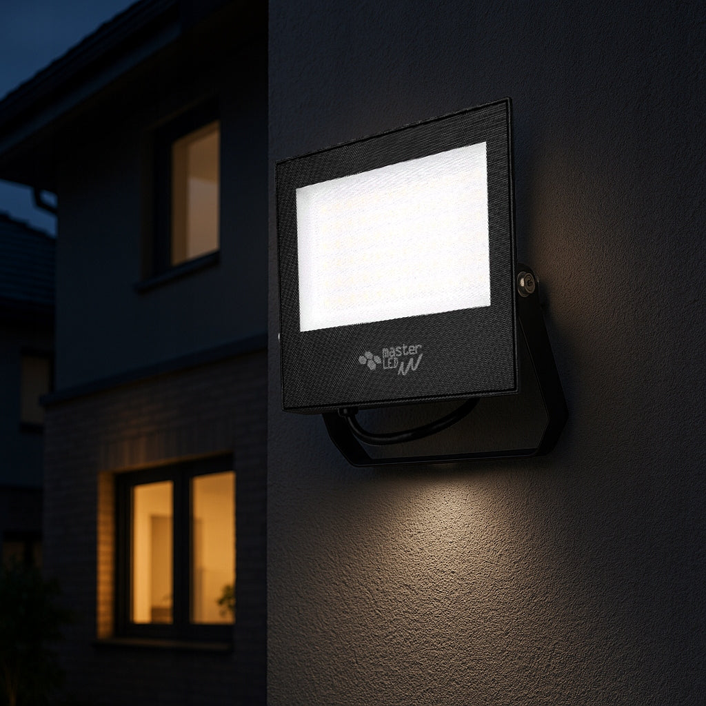 HALOGEN LED Floodlight Lamp 30W 4500K OUTDOOR IP65 For Garage Strong Packaging status original