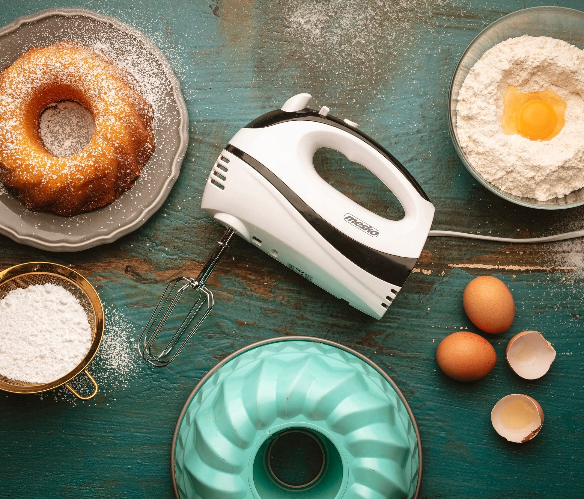 HAND MIXER FOOD PROCESSOR TURBO 5 GEARS POWERFUL 550W 4 TIPS LIGHT Manufacturer code Mikser ręczny, robot kuchenny 4227