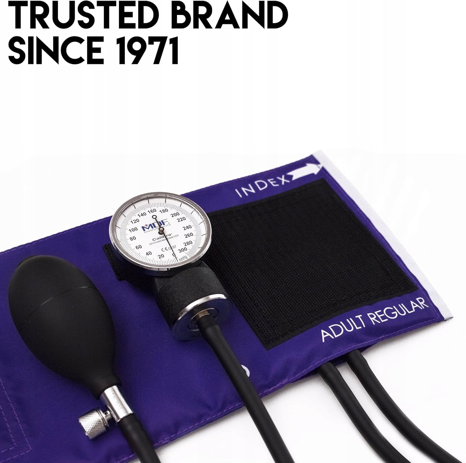 HANDHELD BLOOD PRESSURE MONITOR WITH CUFF AND PREMIUM ANALOG CASE EAN (GTIN) 4660381721824