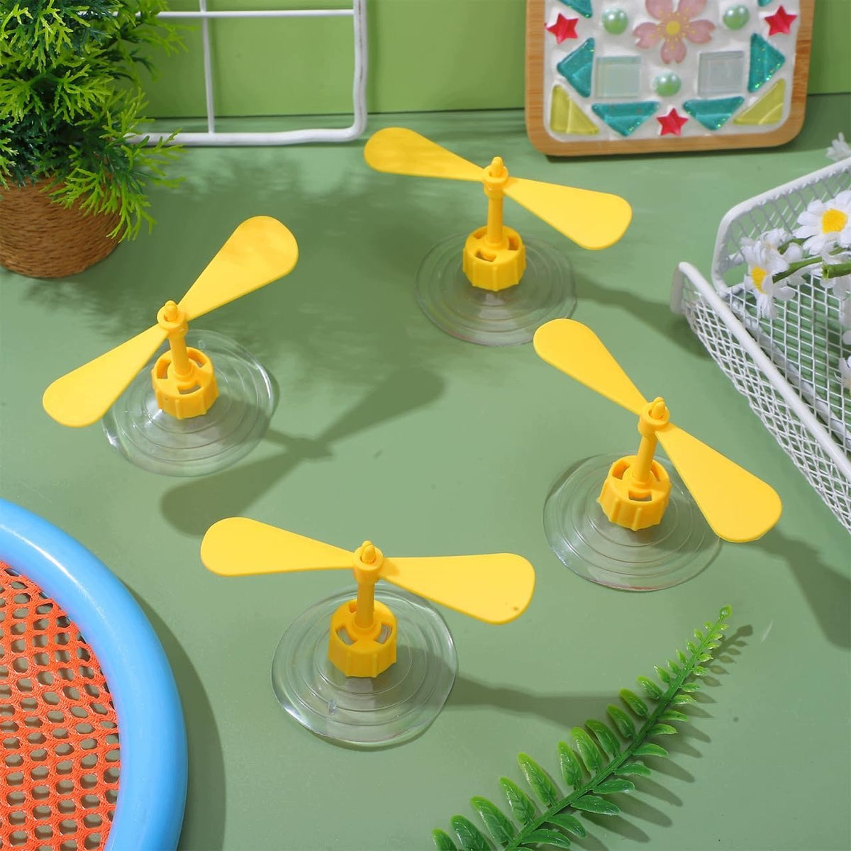 HELMET DECORATION WINDMILL 10 PIECES SUCTION CUP YELLOW MOHAWK Customs tariff code 71179000