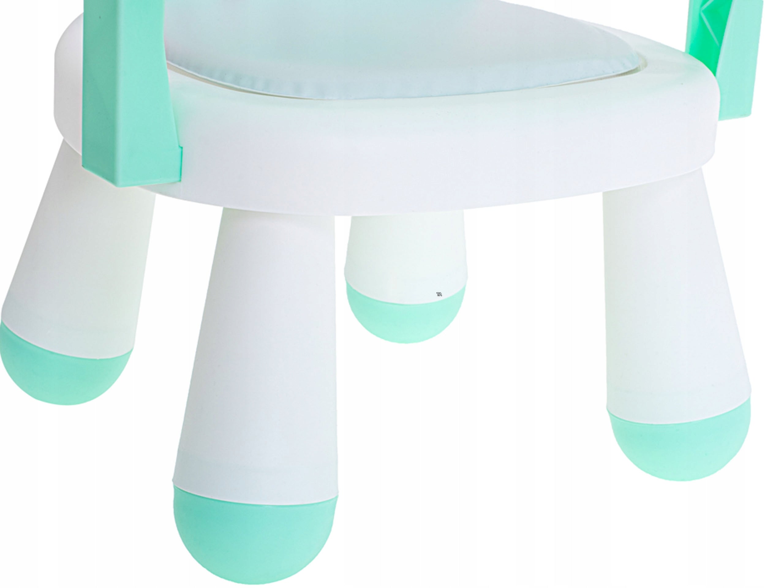 HIGHCHAIR WITH TABLE FOR FEEDING AND PLAYING MINT 2IN1 DETACHABLE TOP Brand Zutto