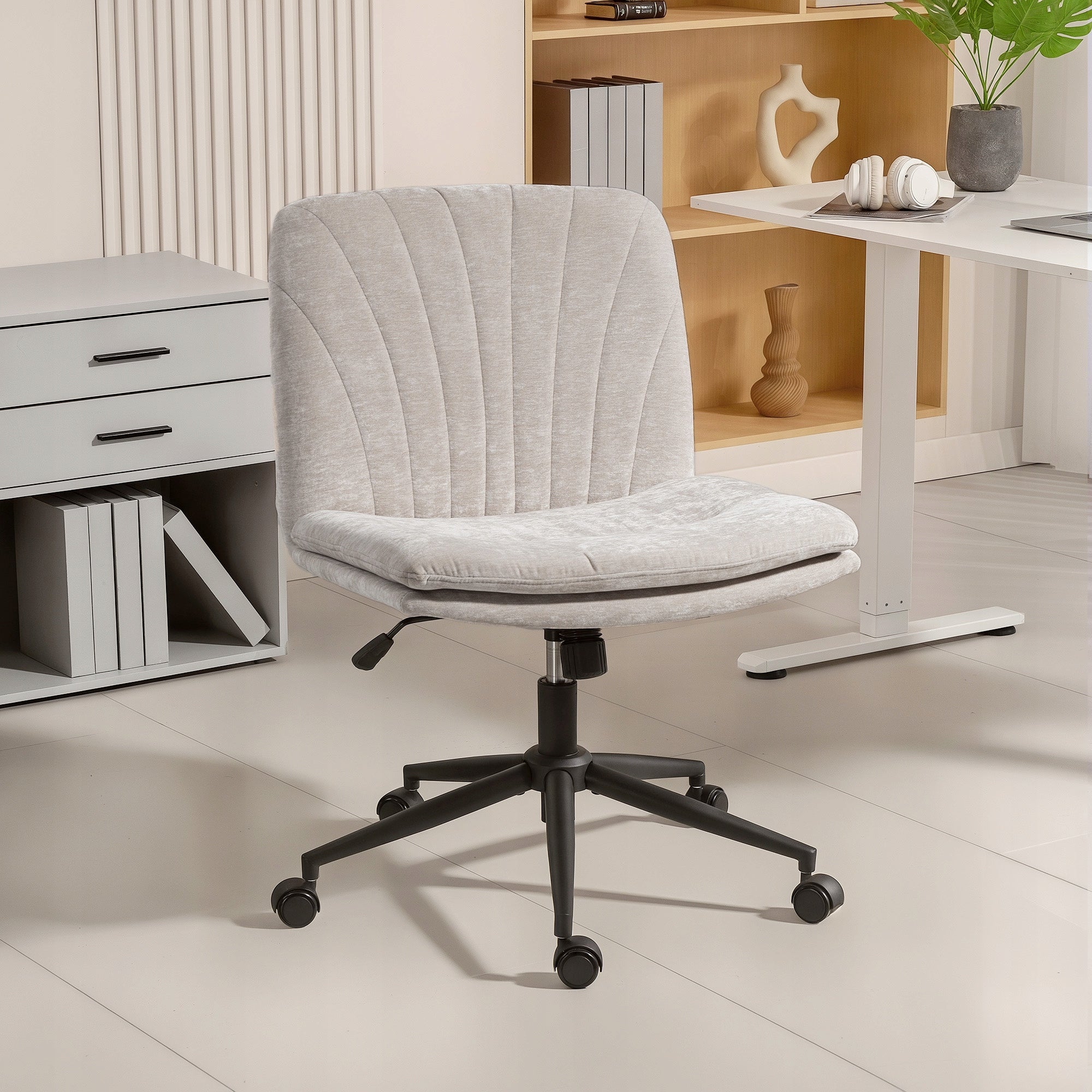 HOMCOM Work at home chair, adjustable, beige, with wide seat Medical device no