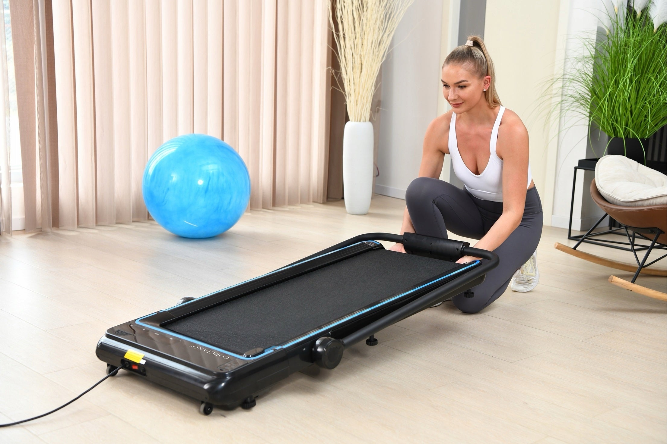 HOME ELECTRIC TREADMILL CORCIANO GIRO FOLDING 130KG 3HP Kind electric