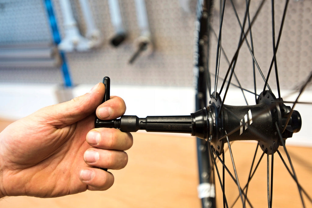 HUB GENIE FOR REMOVING HUB BOWLS 12 & 15 mm 1758/4 UNIOR Brand Unior