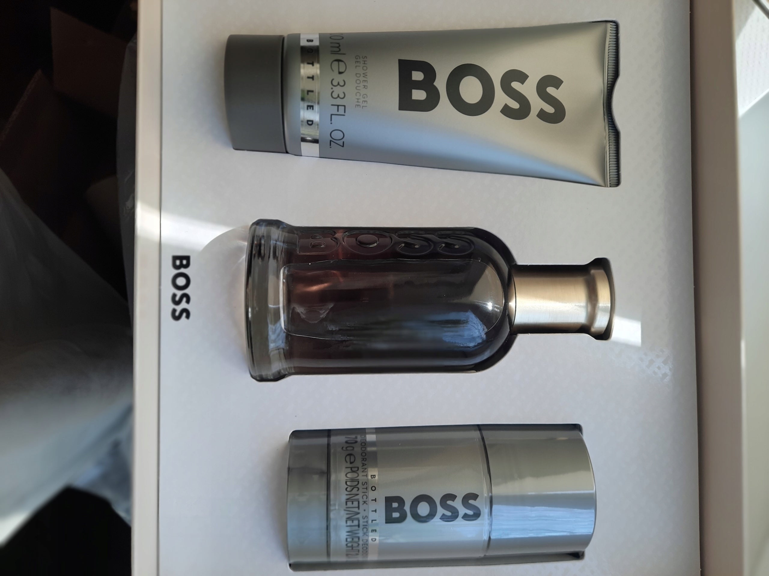 HUGO BOSS BOTTLED MEN SET OF 3 PCS. 100 ML EDP +100ML. SHOWER GEL DEO 75 ML Manufacturer code 737052875156