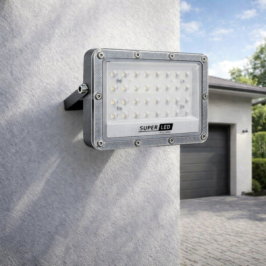 Halogen Floodlight LED Lamp 50W 5500 lm IP65 Outdoor SUPER POWERFUL 6000K Packaging status original
