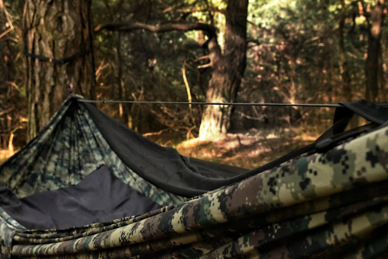 Hammock TigerWood Dragonfly V2 Camo Long 350 cm with Mosquito Net Single Zip Total length 350 cm