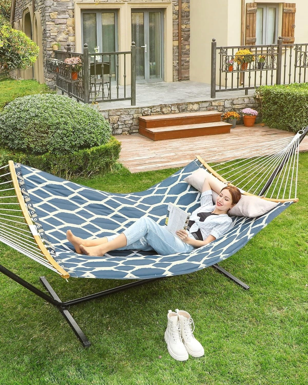 Hammock with bars and quilted pillow 225 kg blue beige 200x140 Color multicolor