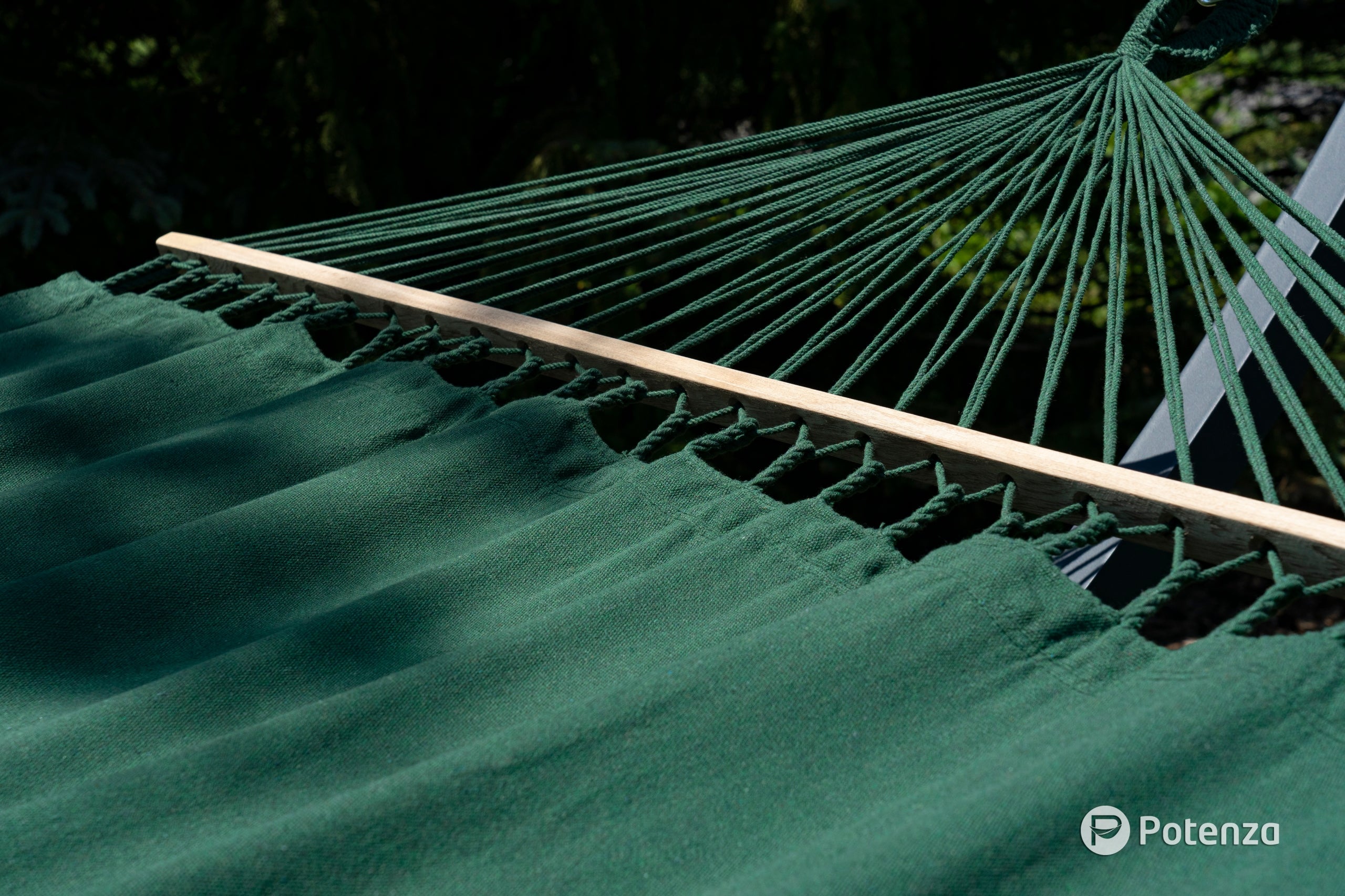 Hammock with steel frame GRANDE garden hammock Colombian MERIDA POTENZA Manufacturer code ST40-G/MERIDA-TROPICAL-POP